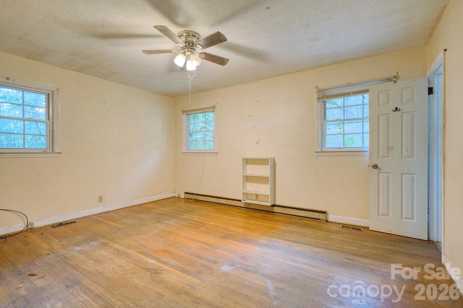 Single Family Residence at 4027 Great Falls Hwy Highway, Great Falls, photo 29 of 42