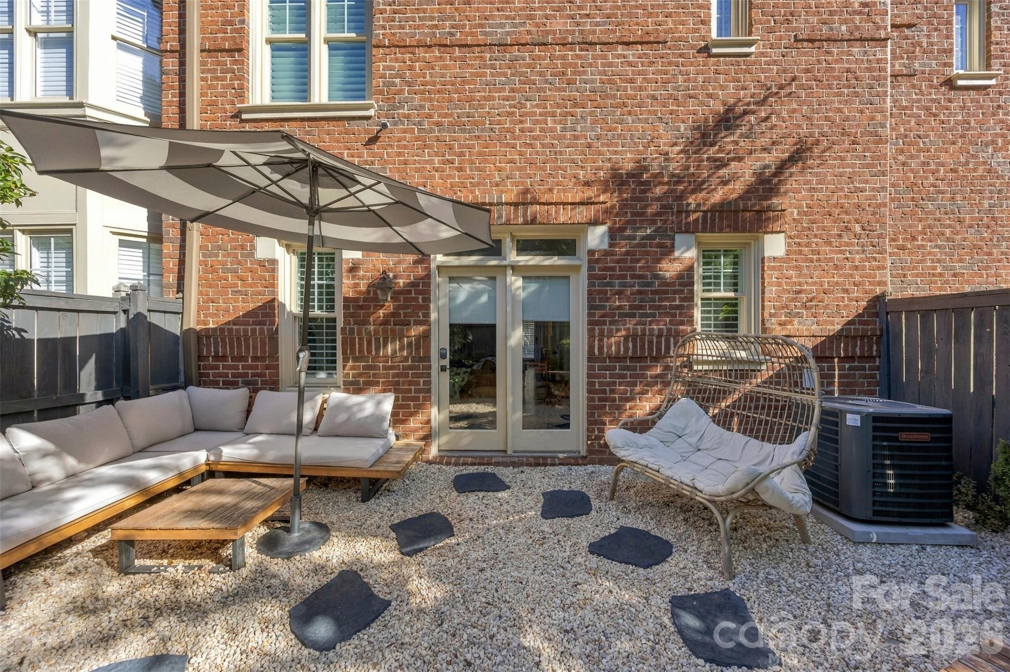 Townhouse at 976 Park Slope Drive, Charlotte, photo 30 of 35
