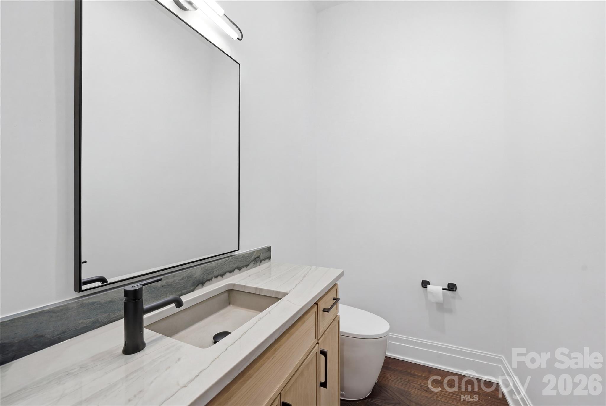 Powder Room - 1423 S Wendover Road, Charlotte
