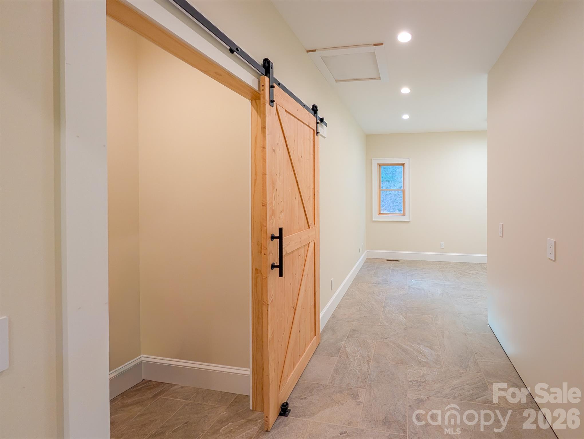 Laundry/Pantry/Potential Office Space fully finished on Main Level - 338 Majestic Mountain Drive, Burnsville