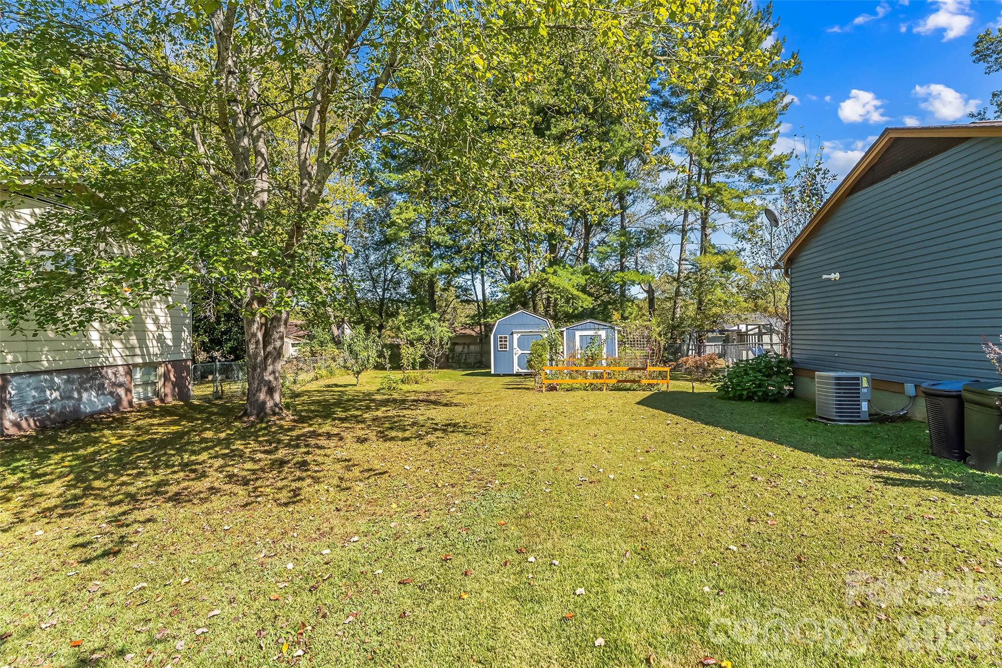 Single Family Residence at 23 E Silverleaf Drive, Hendersonville, photo 25 of 29