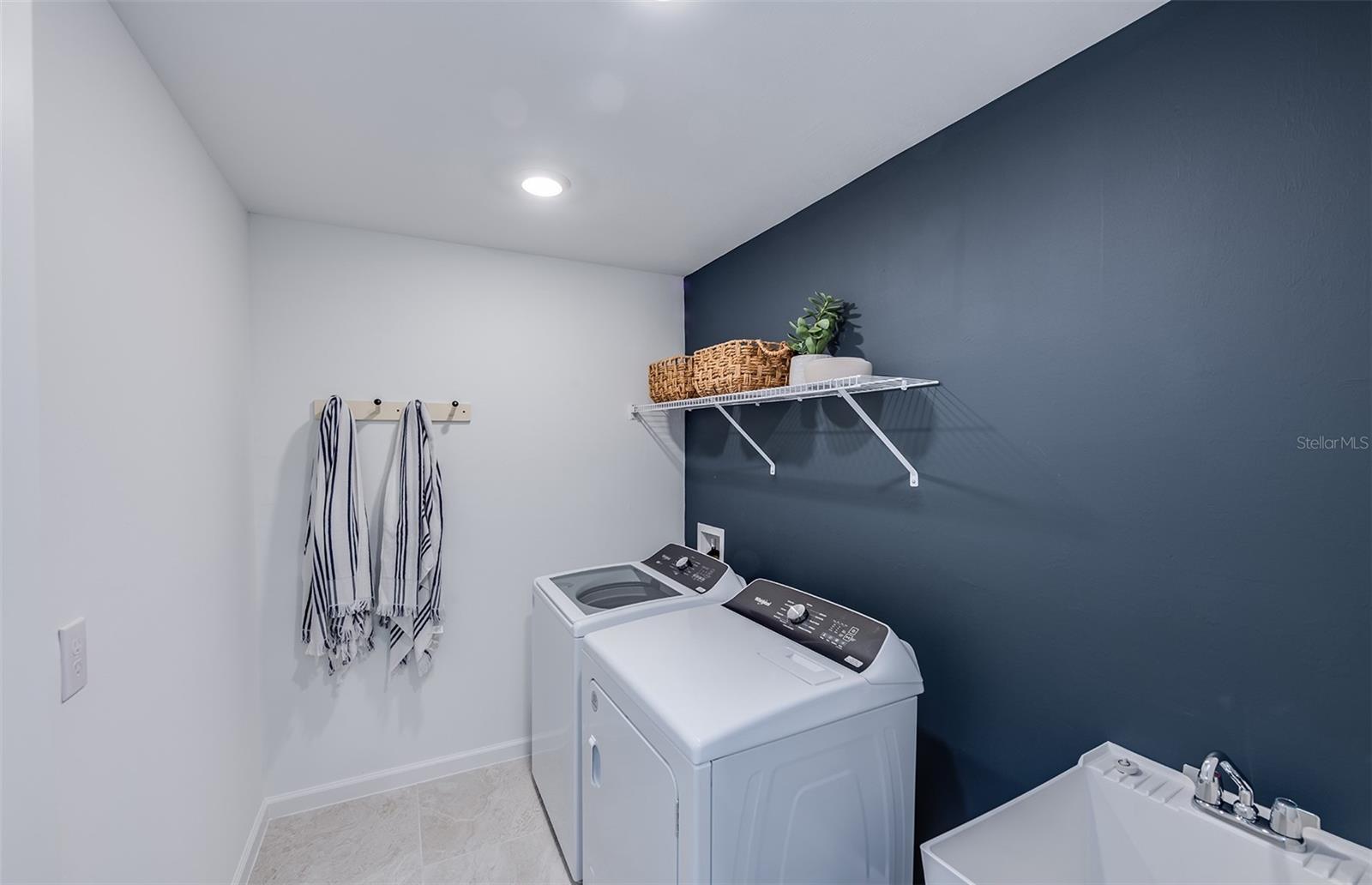 Model Home Design Only. Pictures and furnishings are for illustrative purposes only. Elevations, colors and options may vary. Furniture is for model home staging only. - 3911 MARBURY COURT, DAVENPORT