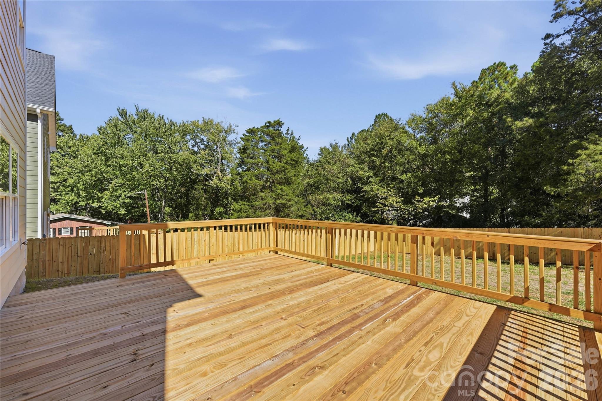 Single Family Residence at 6206 Linda Vista Lane, Charlotte, photo 5 of 37