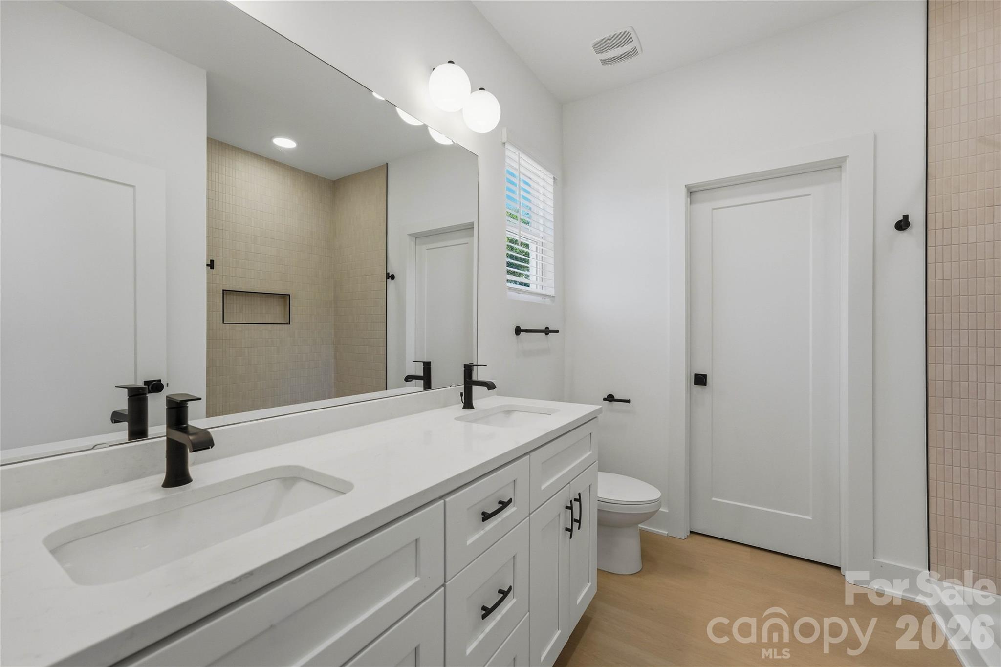 Primary bathroom - 6206 Linda Vista Lane, Charlotte