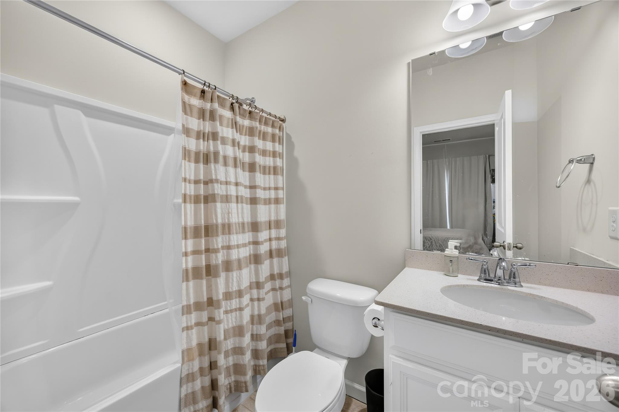 Townhouse at 610 Sweet Bonnie Lane, Belmont, photo 10 of 28