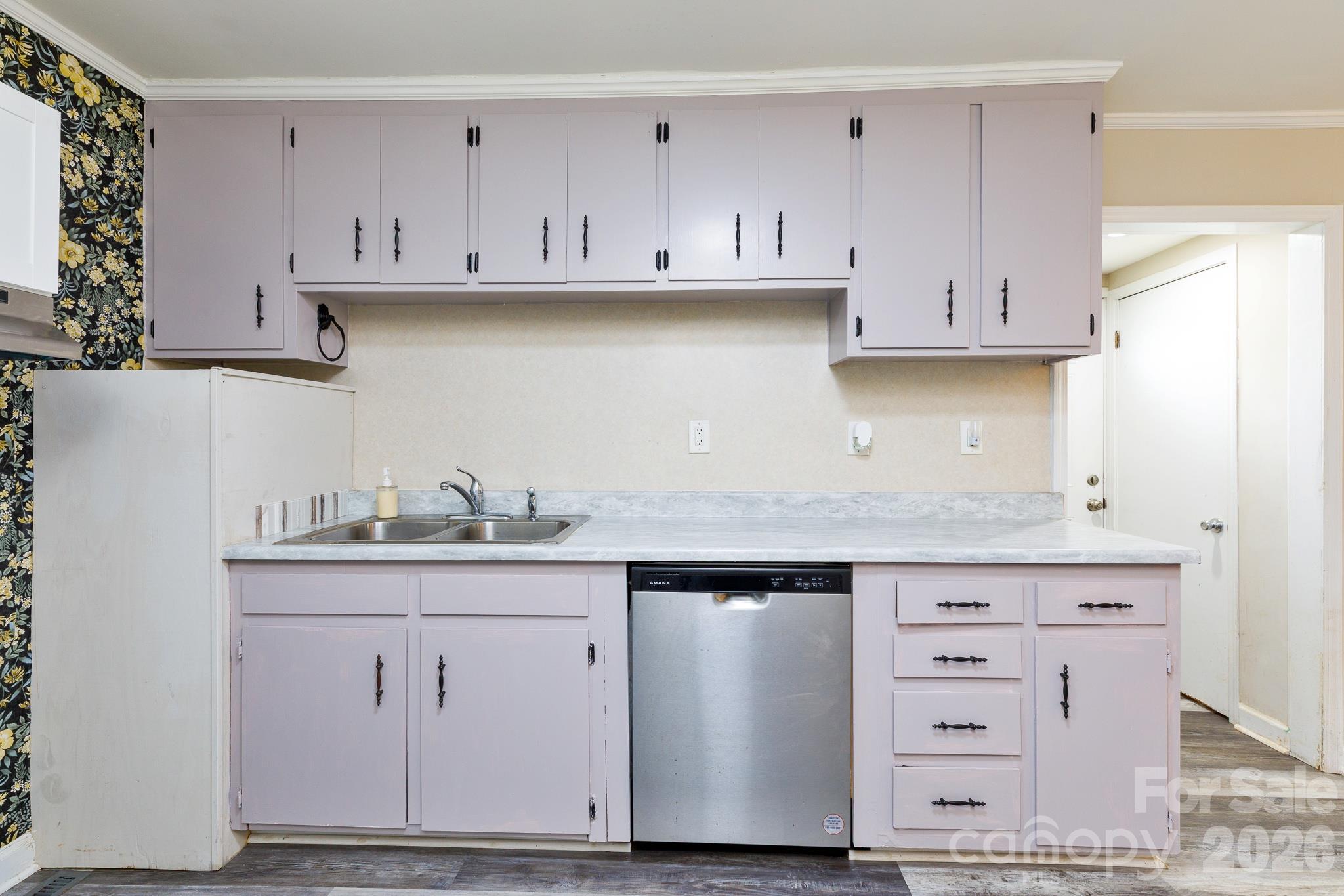 Single Family Residence at 845 Hollis Lakes Road, Rock Hill, photo 6 of 12