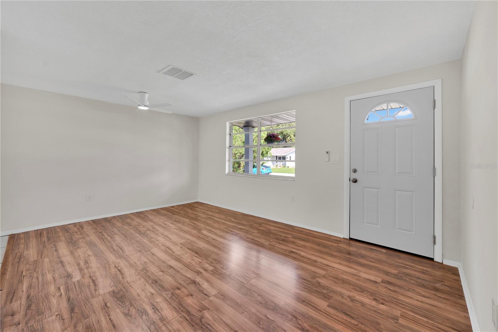 Single Family Residence at 6318 BALDWYN AVE, NEW PORT RICHEY, photo 8 of 34