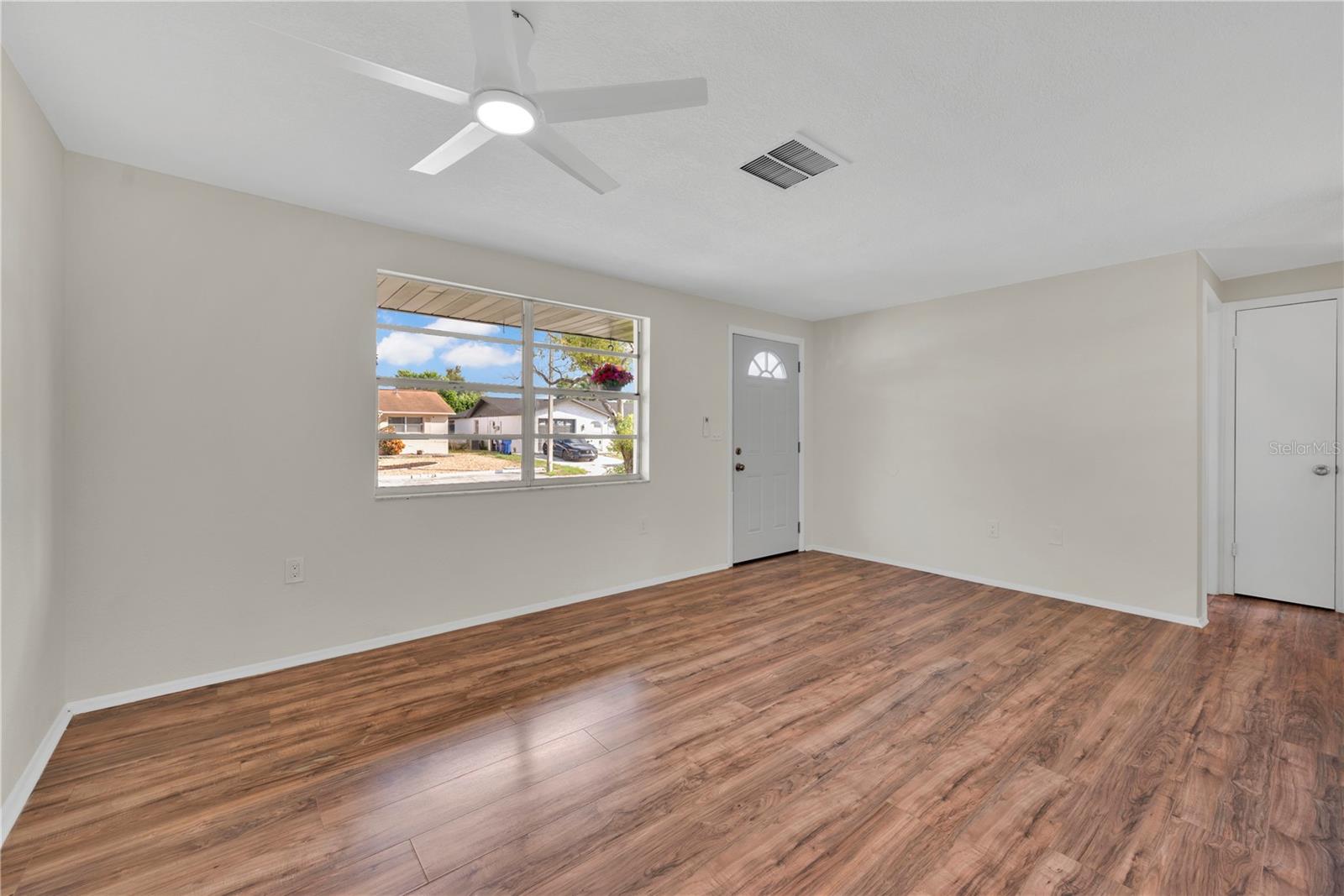Single Family Residence at 6318 BALDWYN AVE, NEW PORT RICHEY, photo 9 of 34