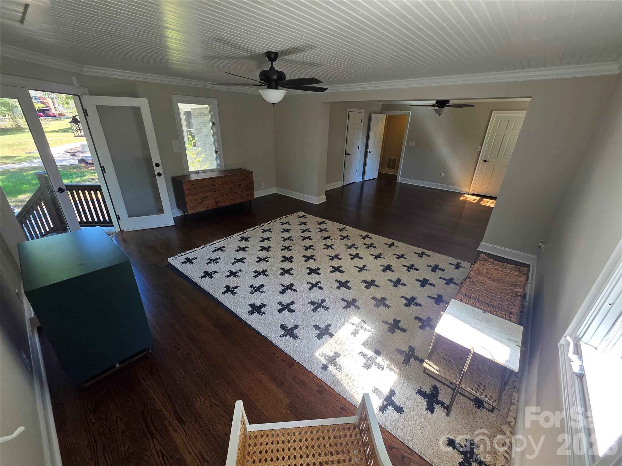 Single Family Residence at 570 Crestside Drive SE, Concord, photo 10 of 32