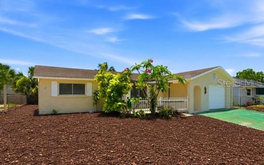 Single Family Residence at 6430 BALDWYN AVE, NEW PORT RICHEY, photo 2 of 21