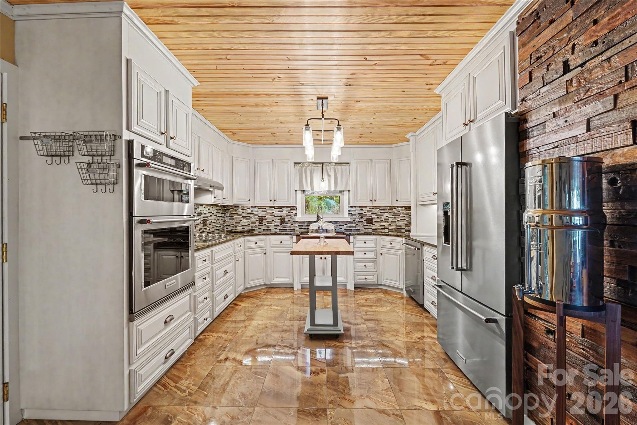 Single Family Residence at 1041 Emerald Shores Road, Mount Gilead, photo 6 of 48