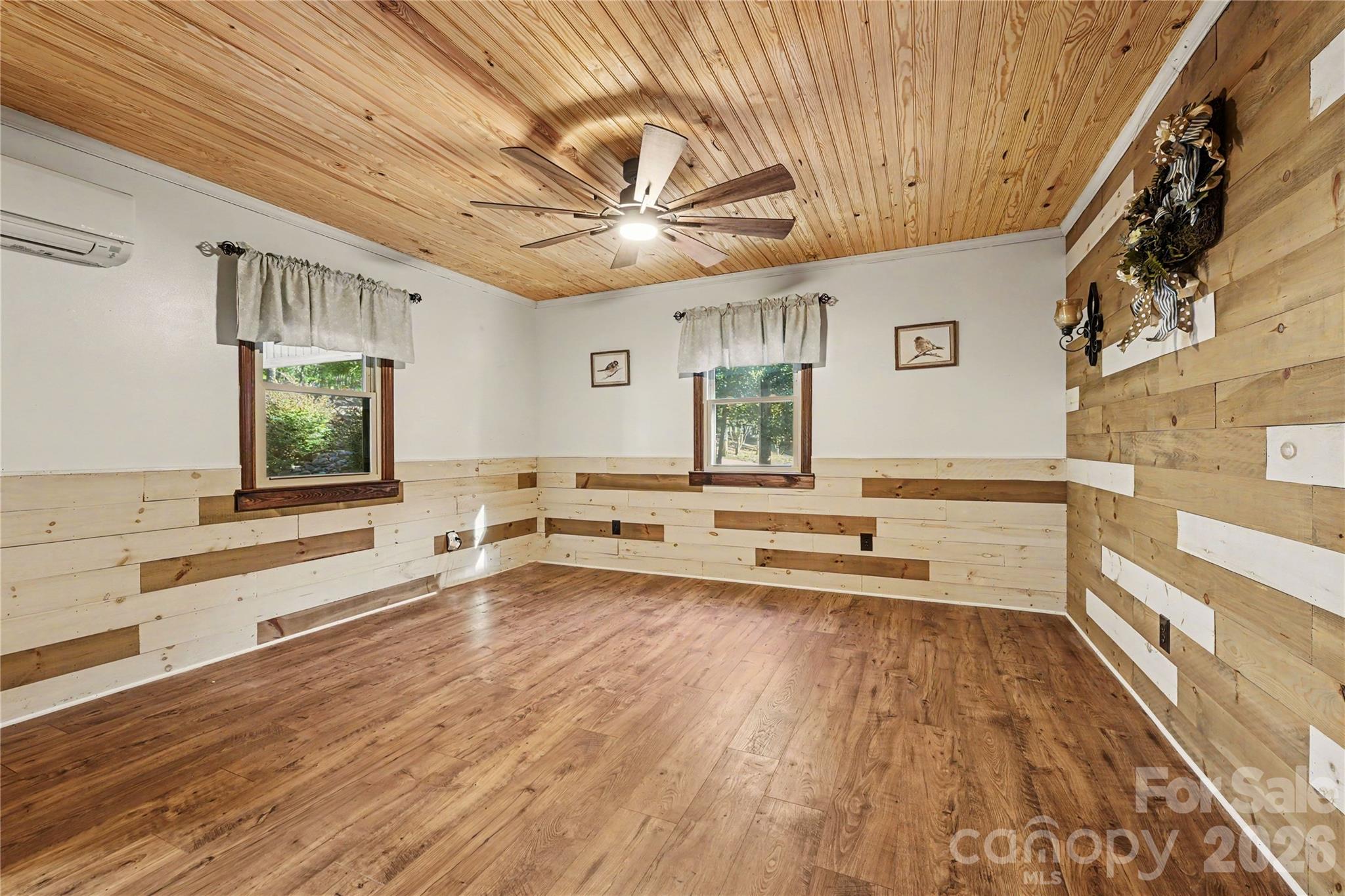 Single Family Residence at 1041 Emerald Shores Road, Mount Gilead, photo 18 of 48