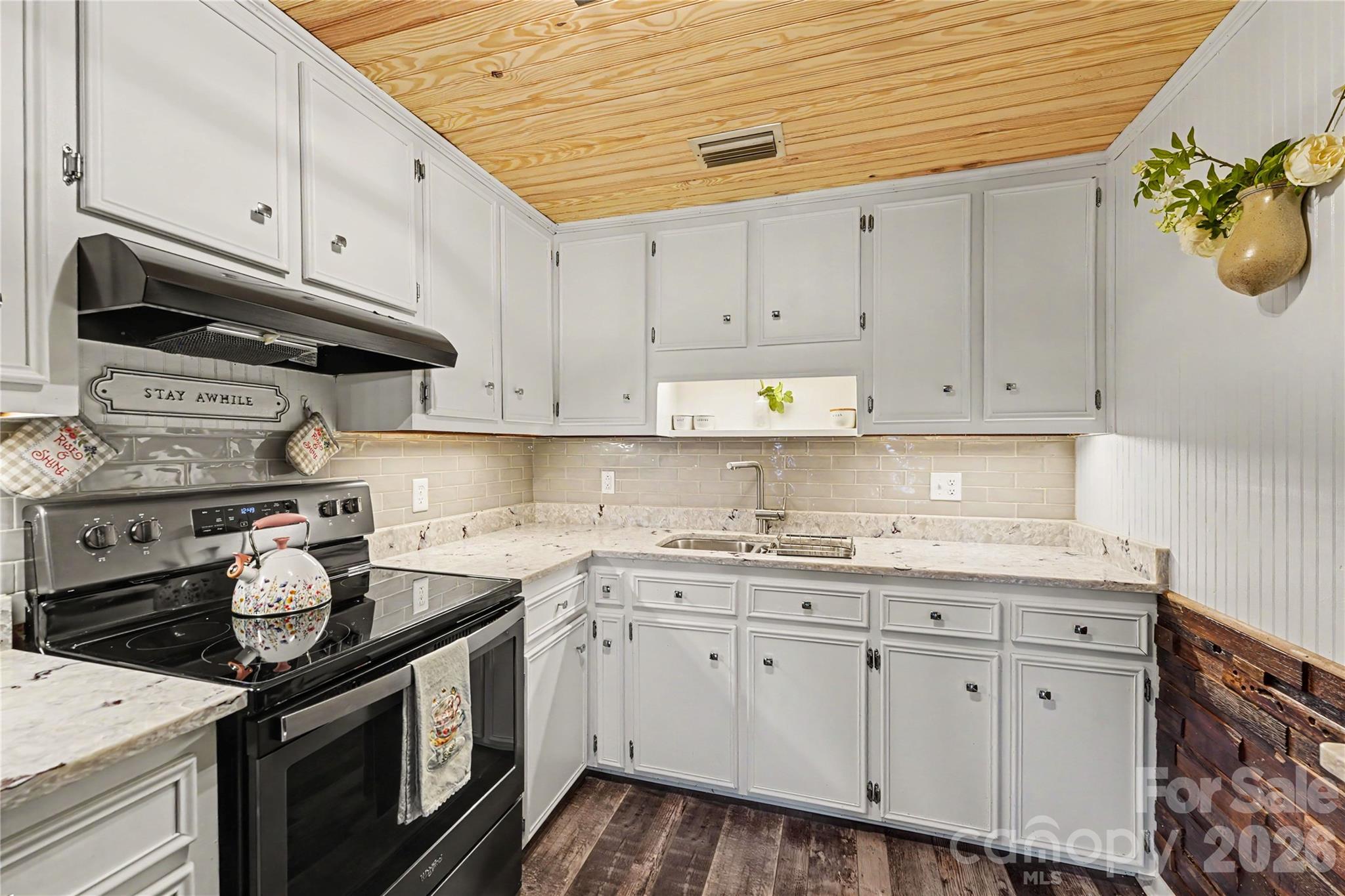 Single Family Residence at 1041 Emerald Shores Road, Mount Gilead, photo 22 of 48