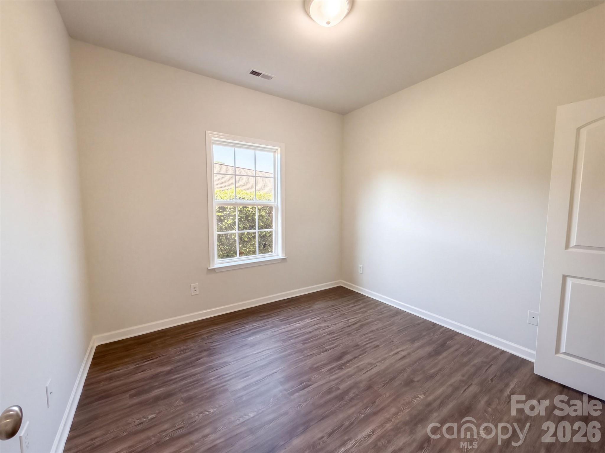 Single Family Residence at 2090 Audubon Drive, Rock Hill, photo 12 of 27