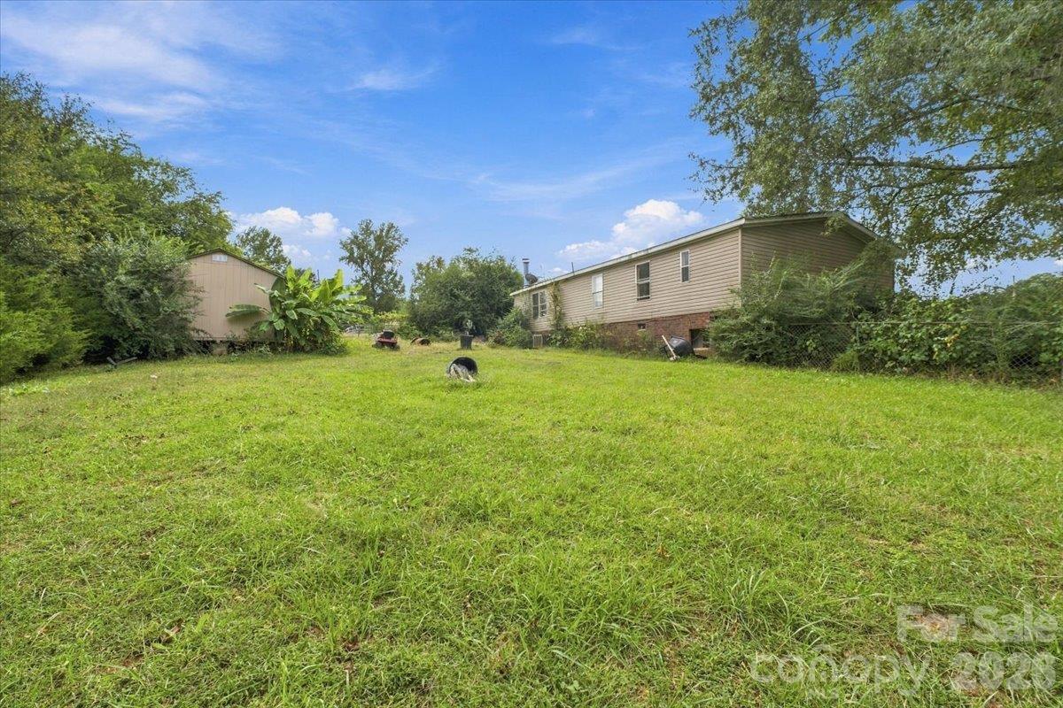 Single Family Residence at 1176 Safeway Drive, Gastonia, photo 26 of 31