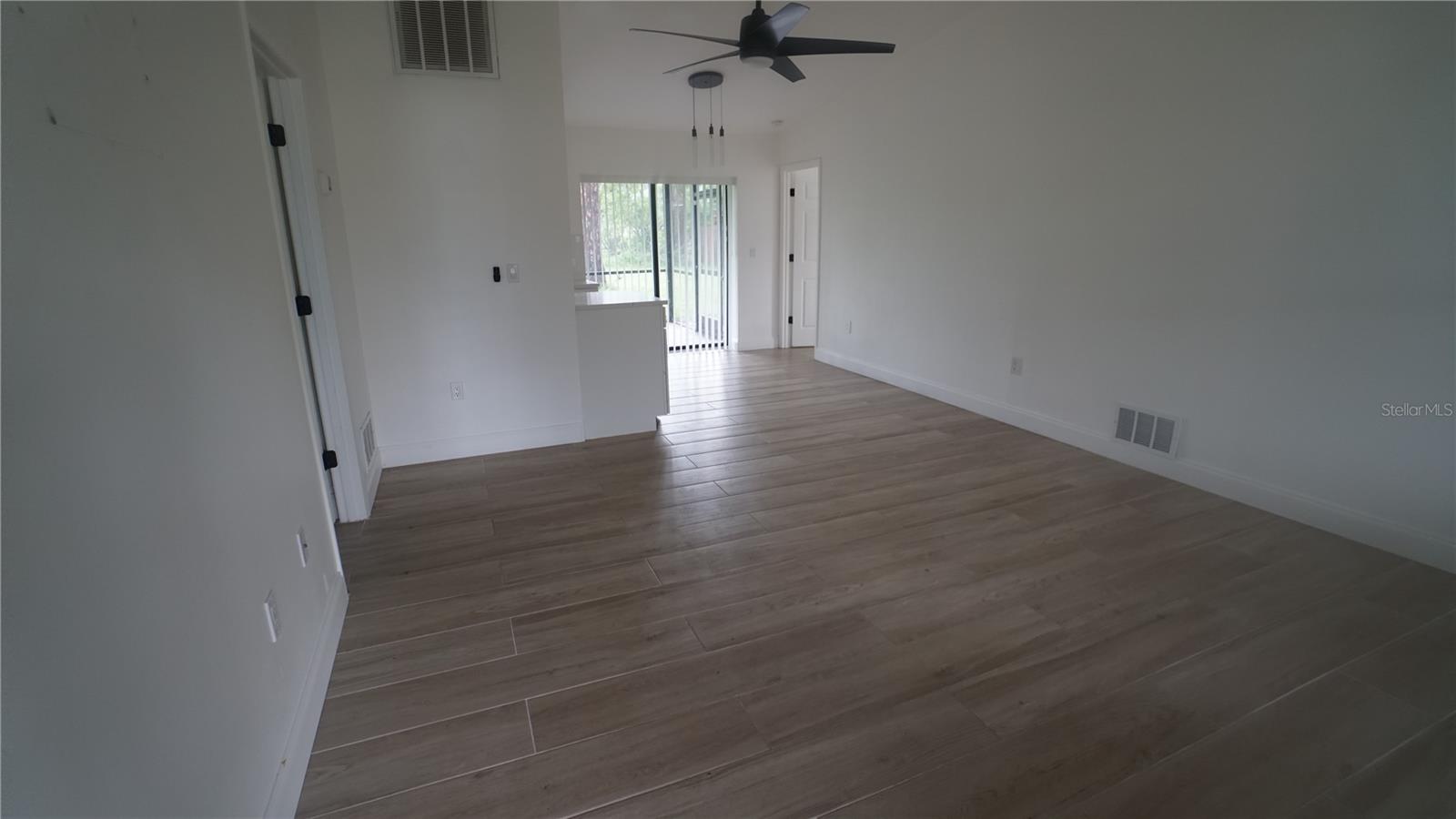Single Family Residence at 4372 ULSTER AVE, NORTH PORT, photo 5 of 19