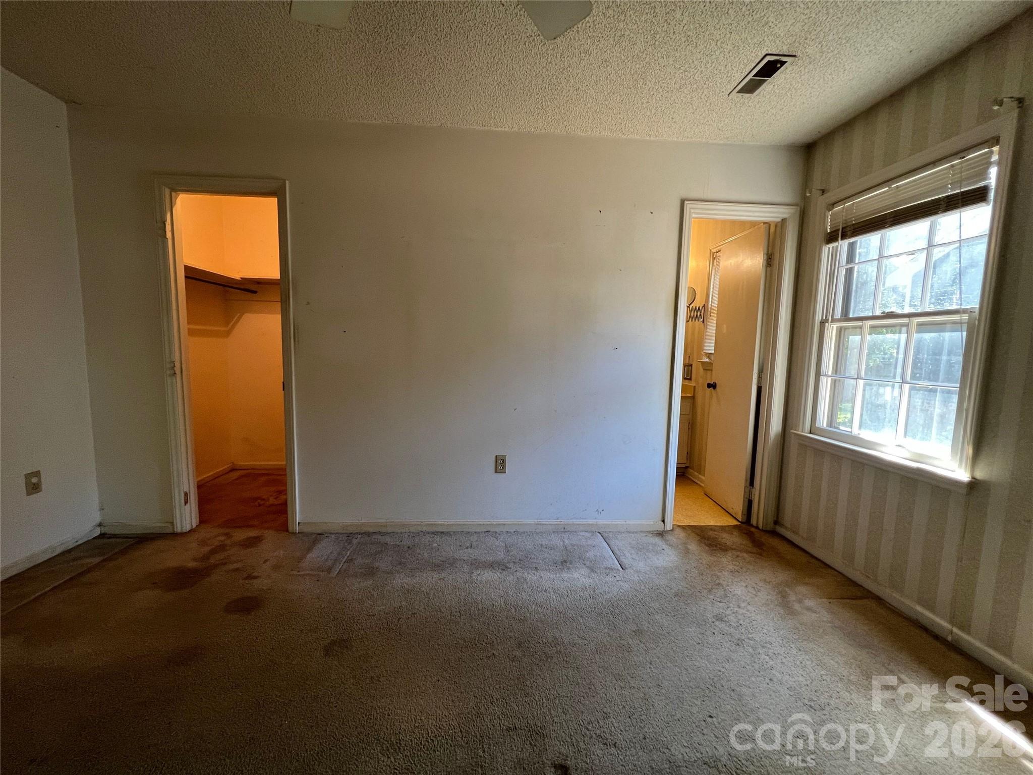 Single Family Residence at 7616 Grayling Court, Charlotte, photo 10 of 16