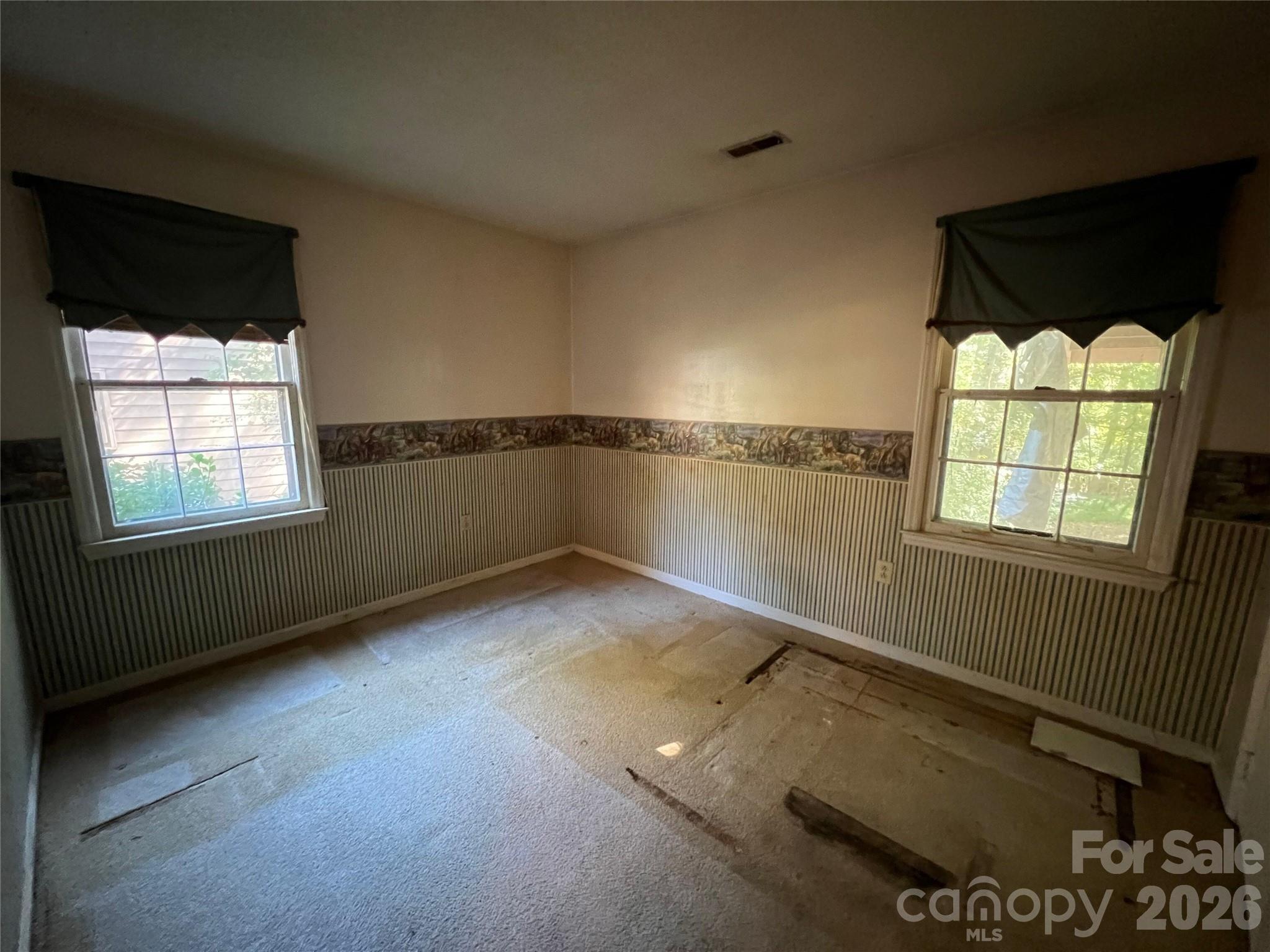 Single Family Residence at 7616 Grayling Court, Charlotte, photo 12 of 16