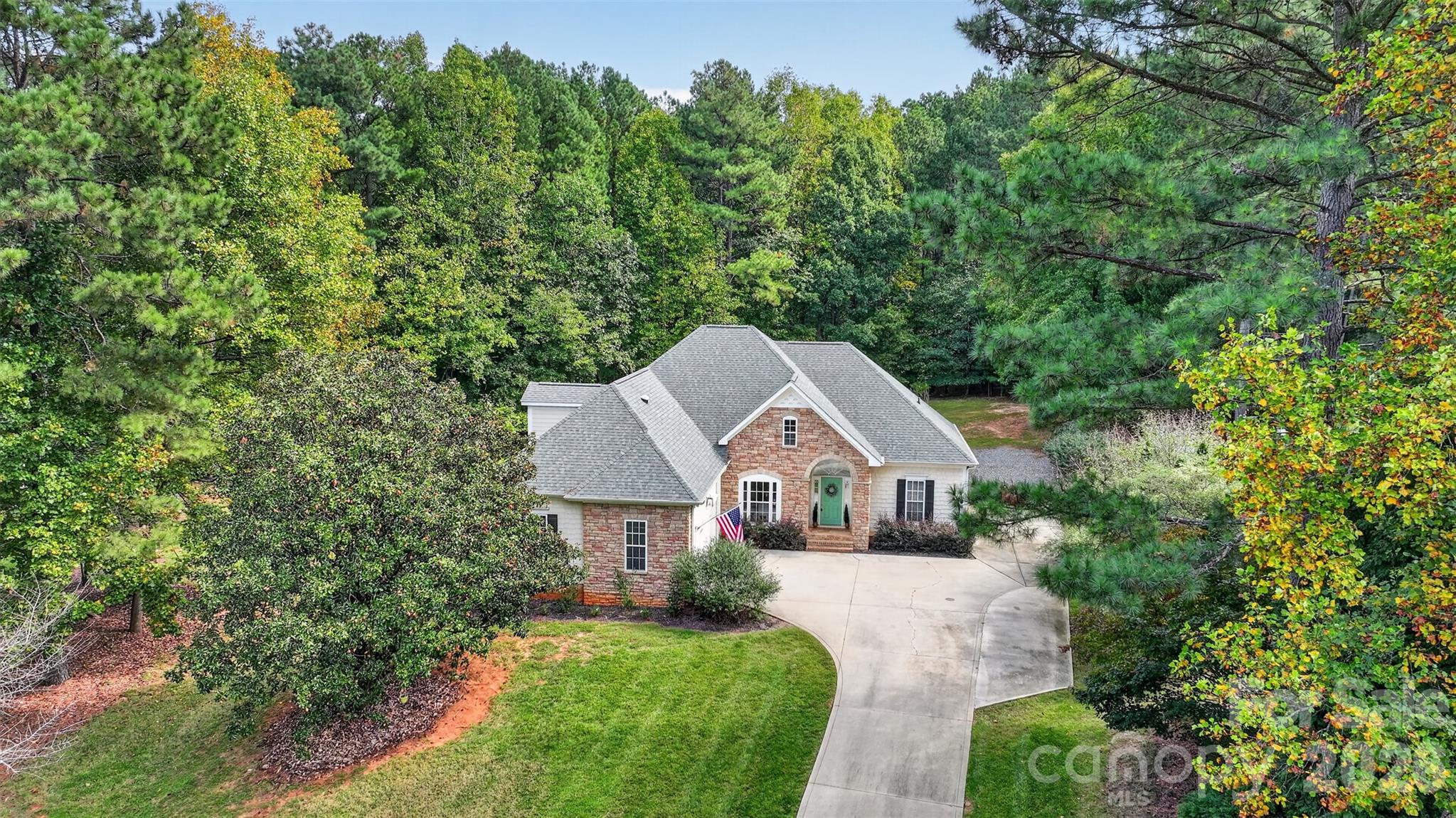 Single Family Residence at 122 Maple View Drive, Troutman, photo 2 of 48