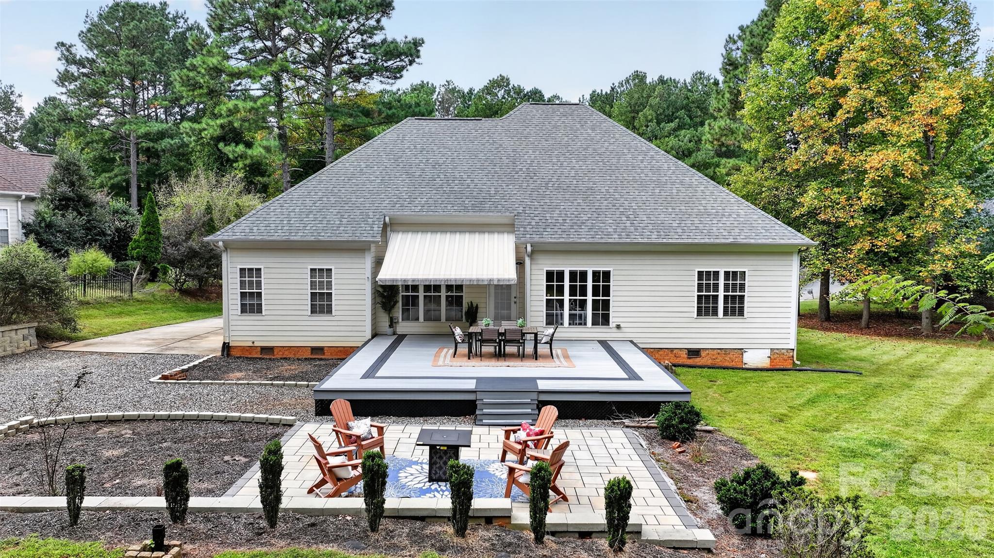 Single Family Residence at 122 Maple View Drive, Troutman, photo 6 of 48