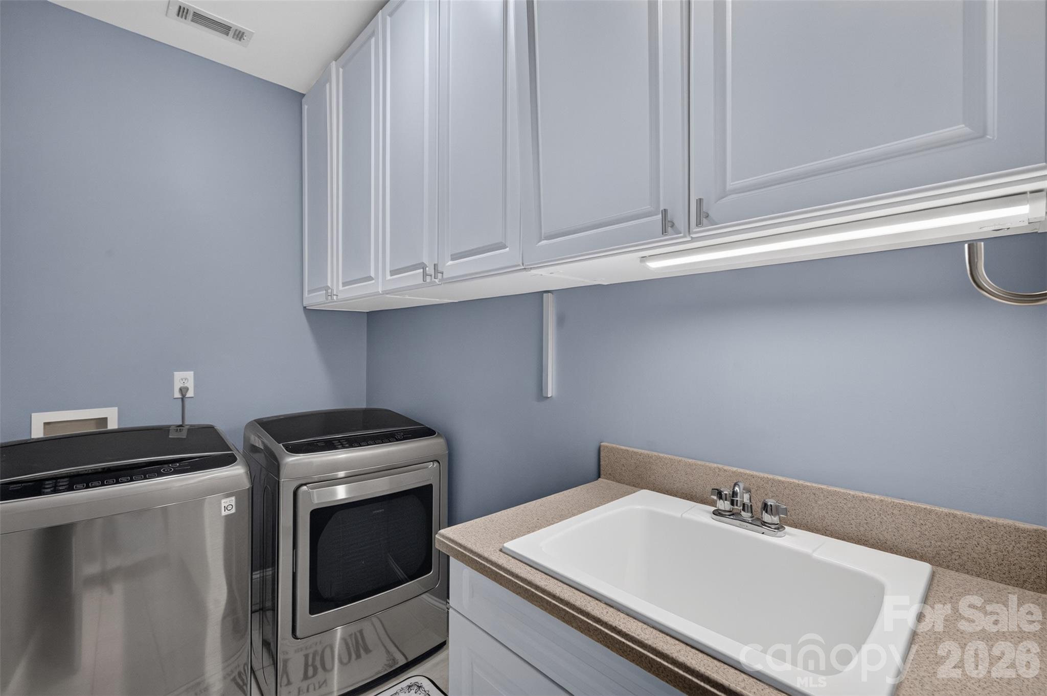 Laundry room - 122 Maple View Drive, Troutman