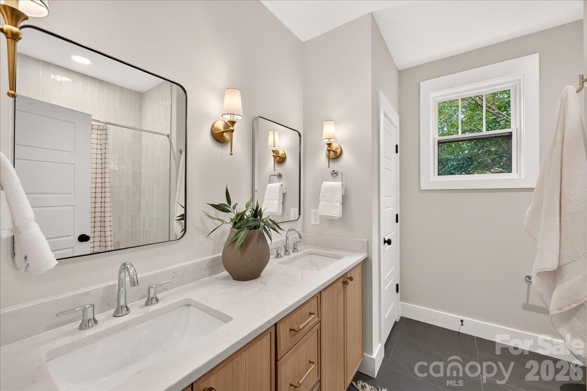 Townhouse at 1524 E 35th Street, Charlotte, photo 39 of 47
