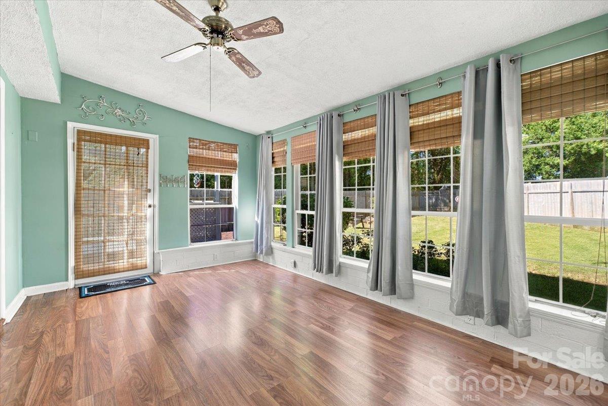 Townhouse at 10905 Rail Tye Place, Pineville, photo 10 of 44