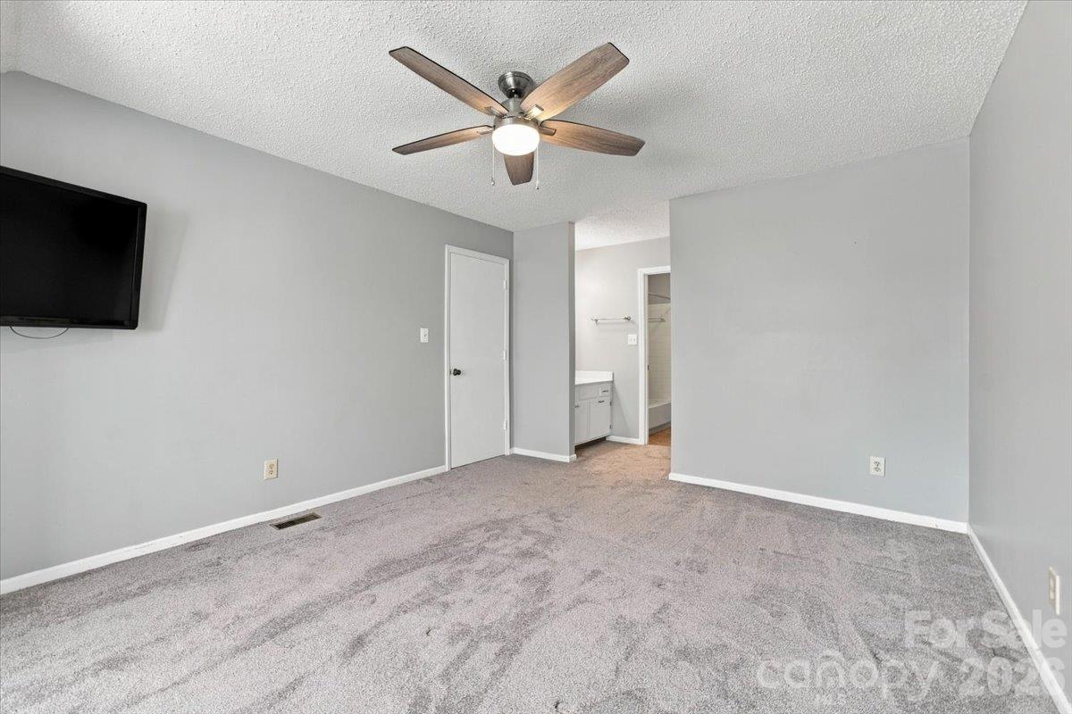 Townhouse at 10905 Rail Tye Place, Pineville, photo 33 of 44