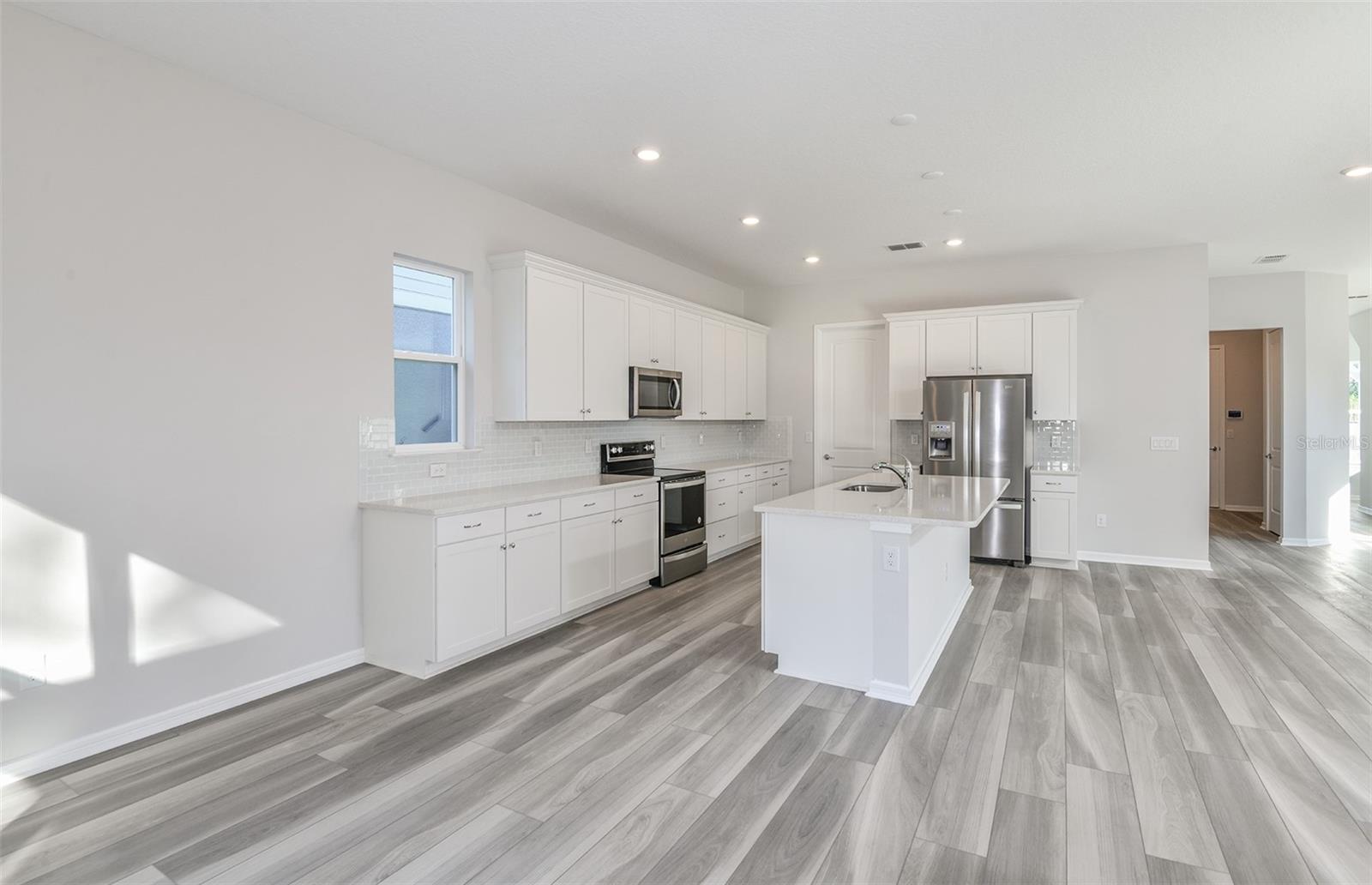 Model Home Design Only. Pictures and furnishings are for illustrative purposes only. Elevations, colors and options may vary. Furniture is for model home staging only. - 4730 HARRINGTON FIELDS DRIVE, DAVENPORT
