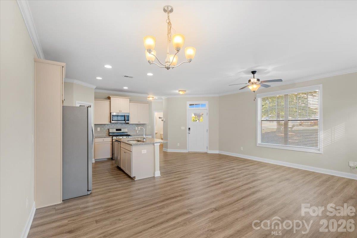 Townhouse at 6556 Harris River Way, Charlotte, photo 6 of 37