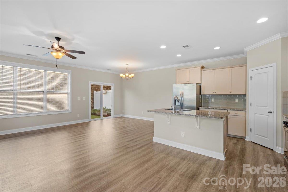 Townhouse at 6556 Harris River Way, Charlotte, photo 7 of 37