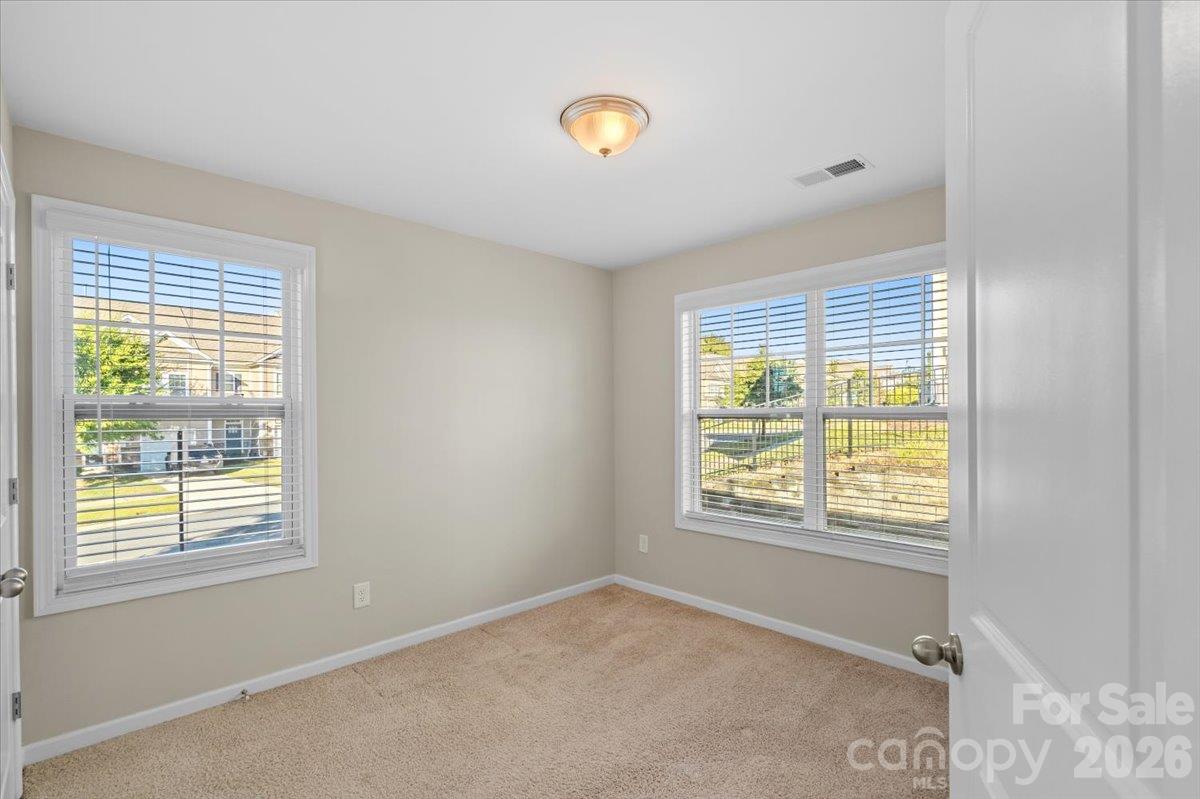 Townhouse at 6556 Harris River Way, Charlotte, photo 26 of 37