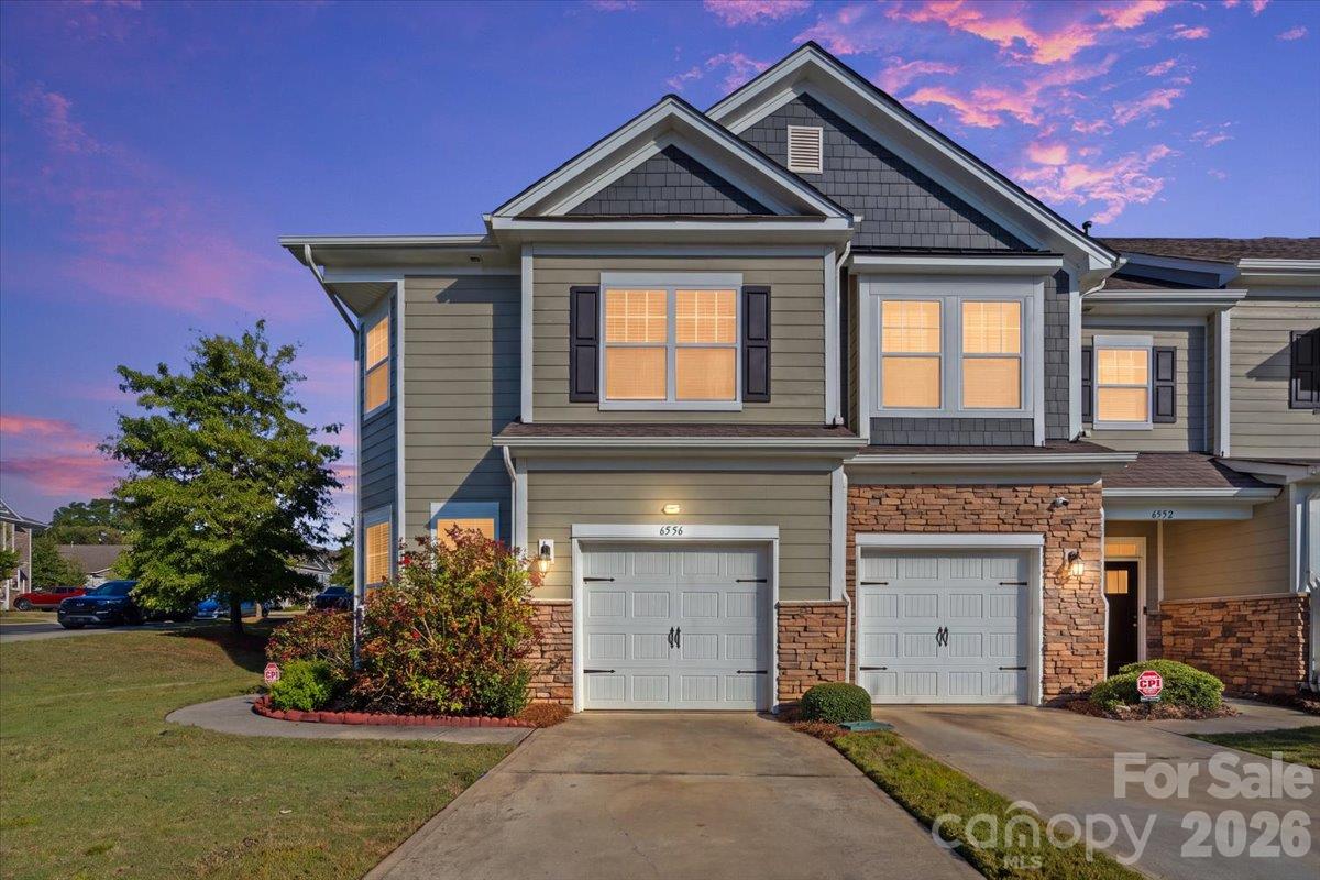 Townhouse at 6556 Harris River Way, Charlotte, photo 33 of 37