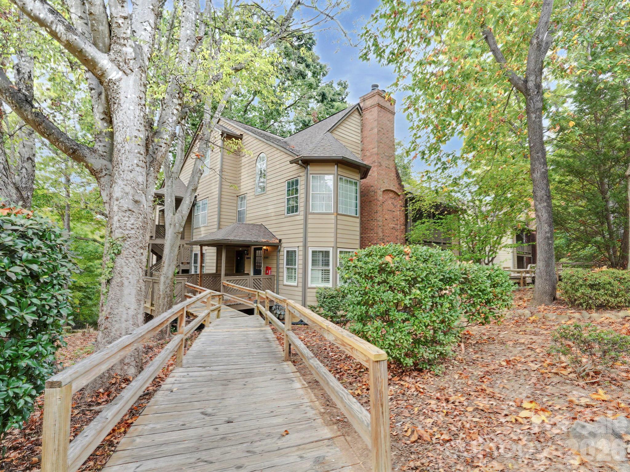 Condominium at 6000 Gray Gate Lane, Charlotte, photo 2 of 32