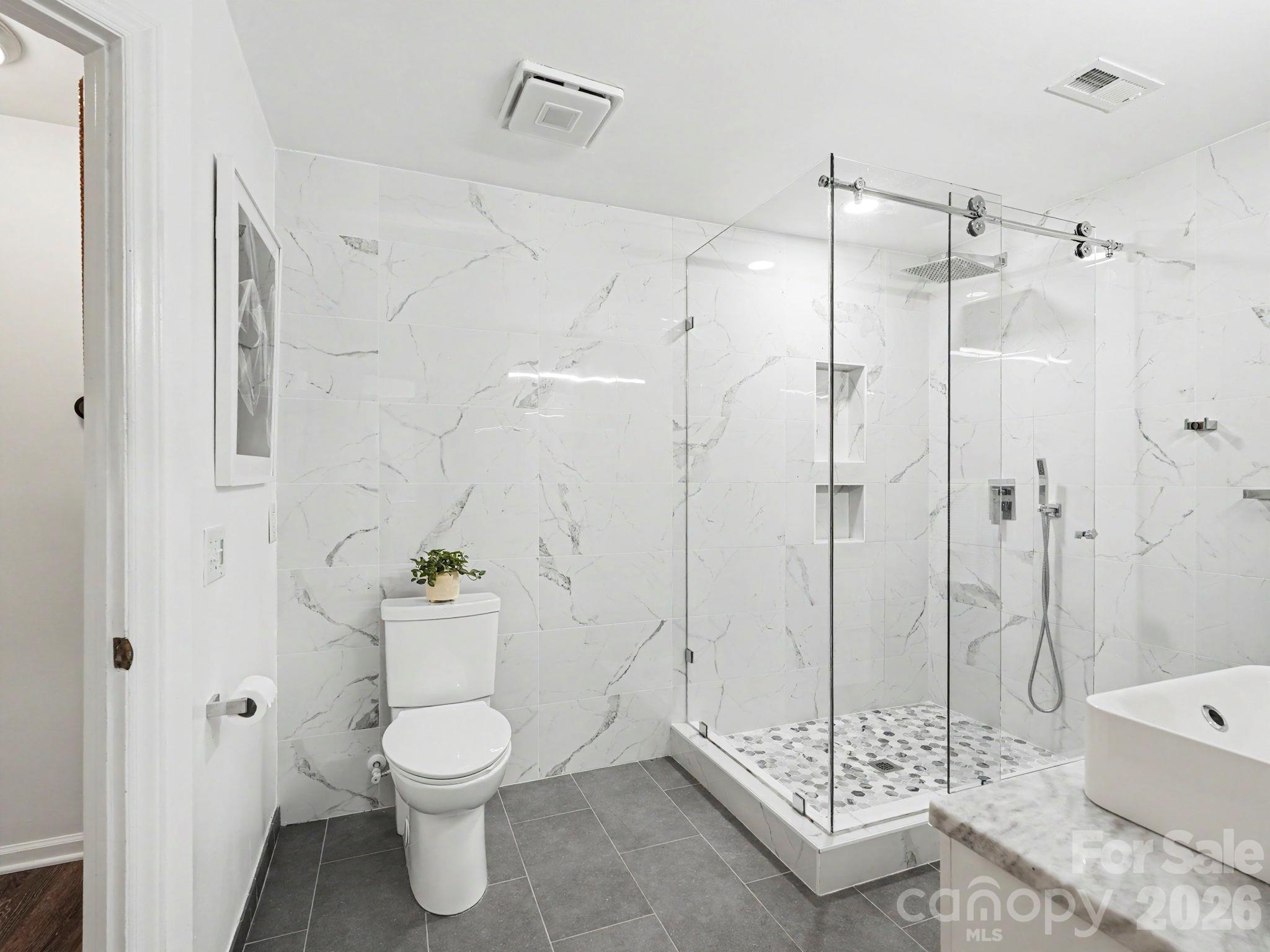 Condominium at 6000 Gray Gate Lane, Charlotte, photo 24 of 32