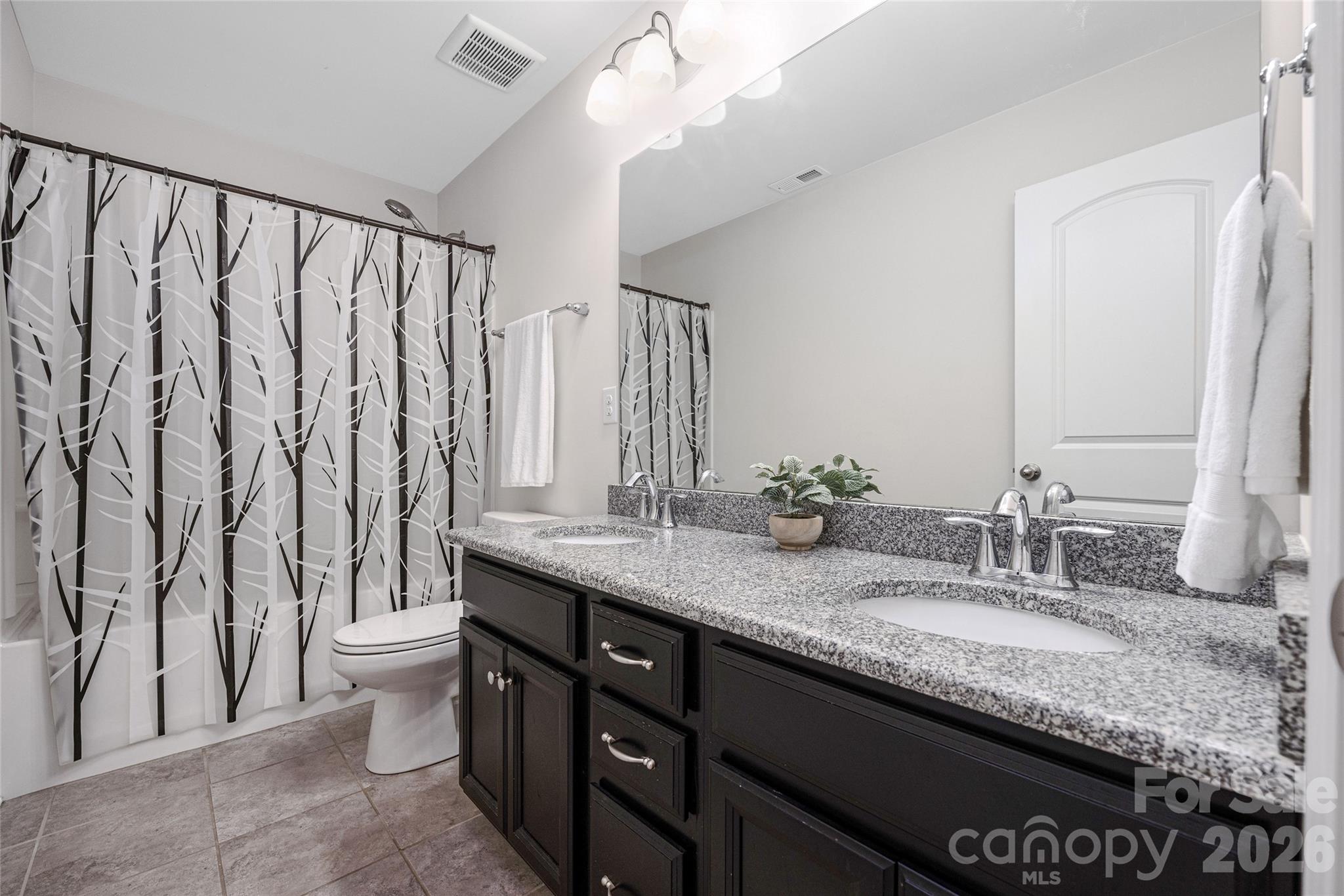 Guest Bath 1 - 11119 Grenfell Avenue, Huntersville