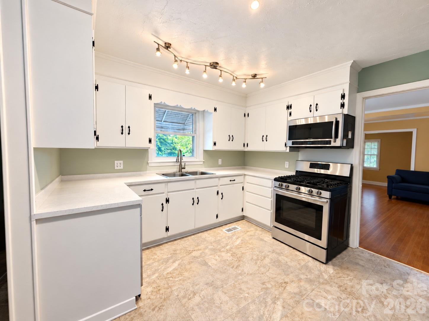 Single Family Residence at 330 Holly Avenue, Salisbury, photo 2 of 26