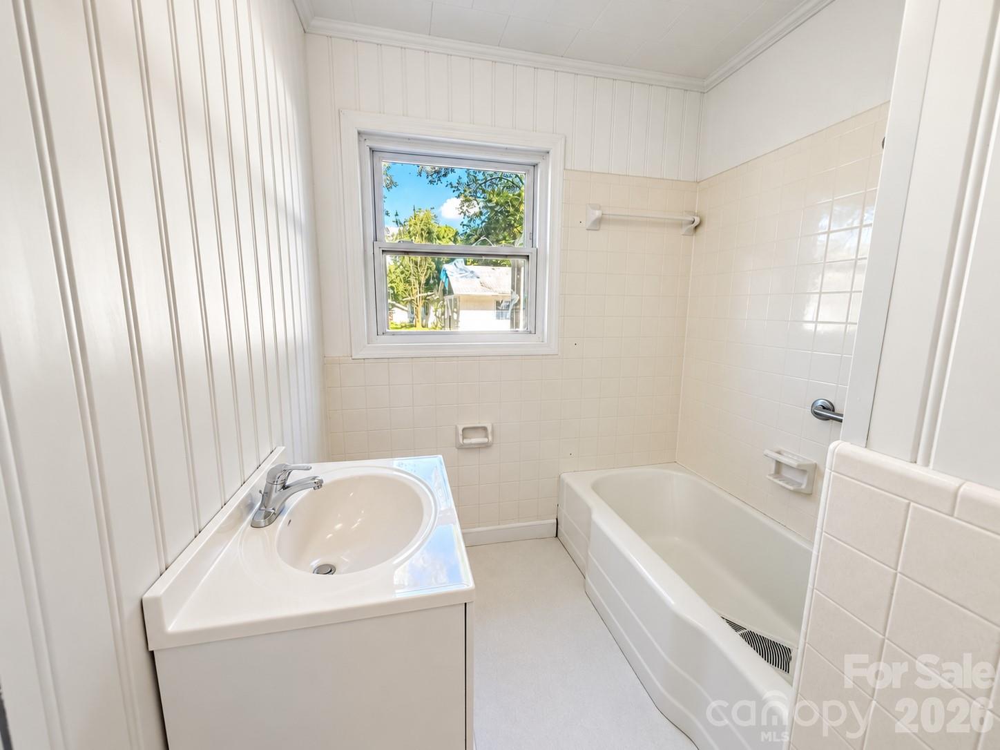 Single Family Residence at 330 Holly Avenue, Salisbury, photo 10 of 26