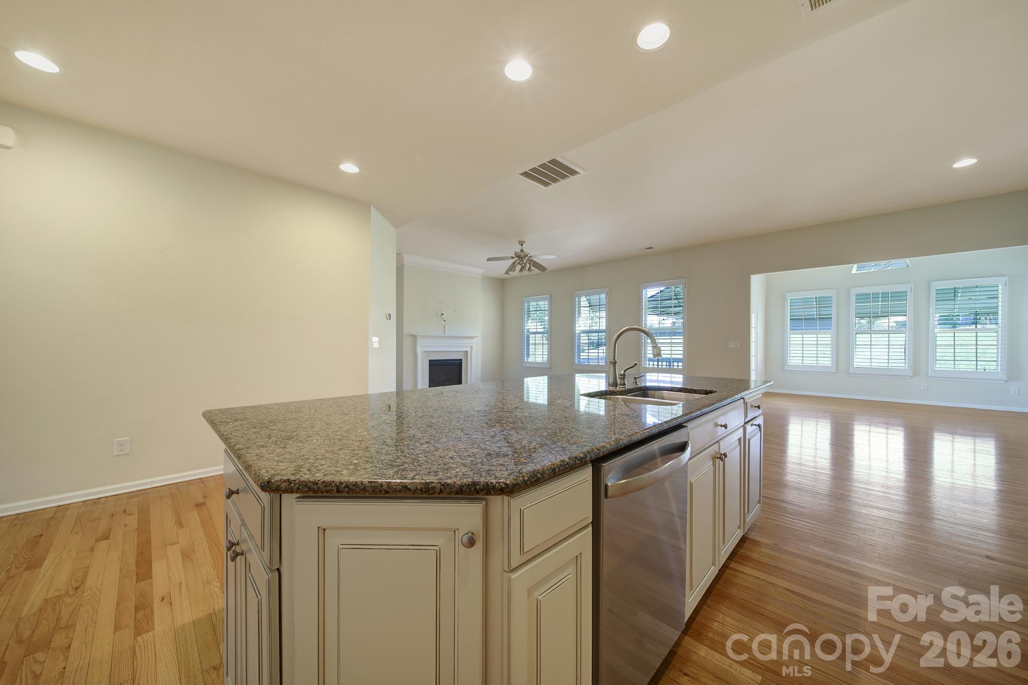 Single Family Residence at 11701 Banter Lane, Huntersville, photo 10 of 43