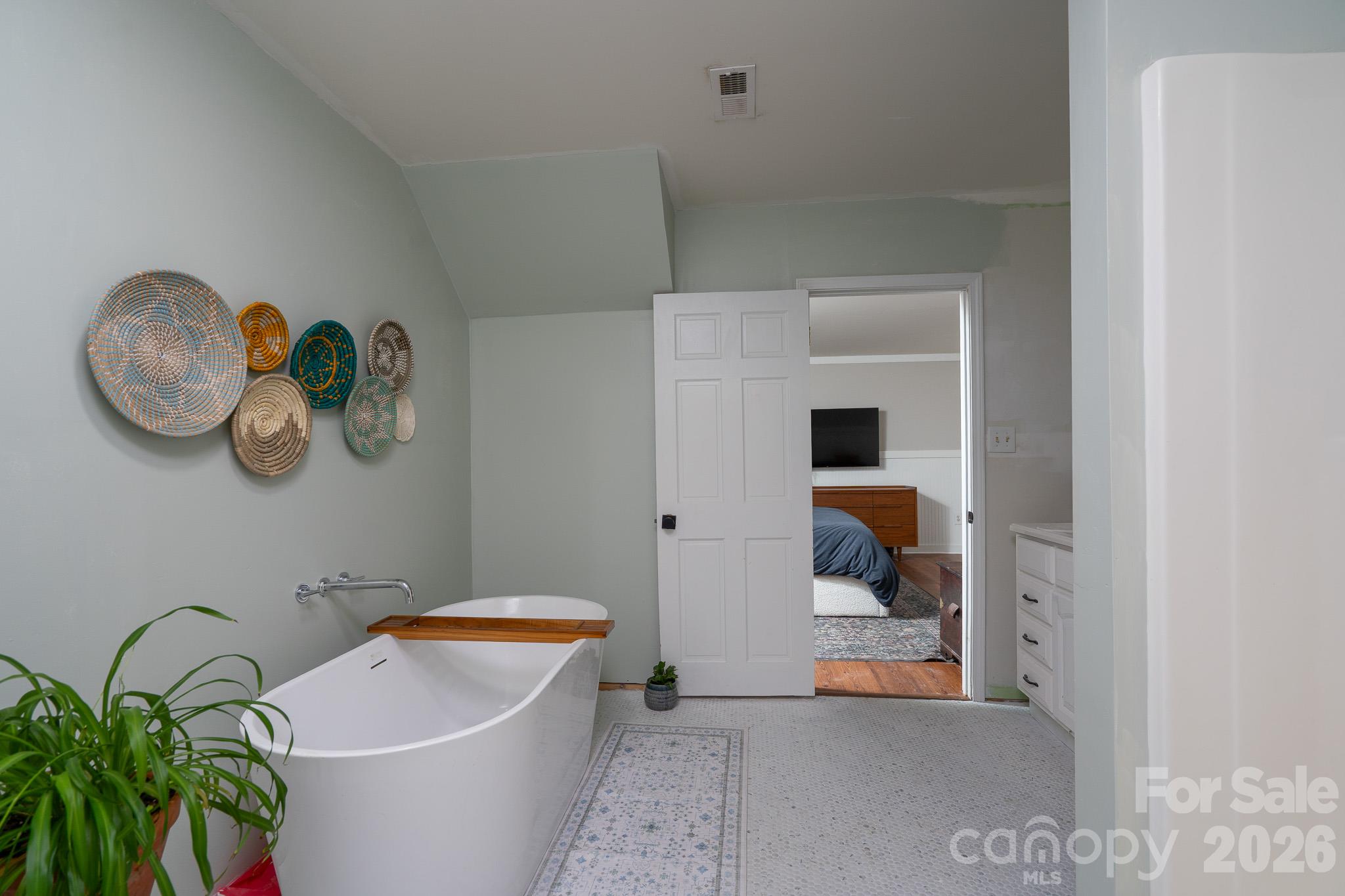 Single Family Residence at 192 Tillery Park Drive, Mount Gilead, photo 20 of 46