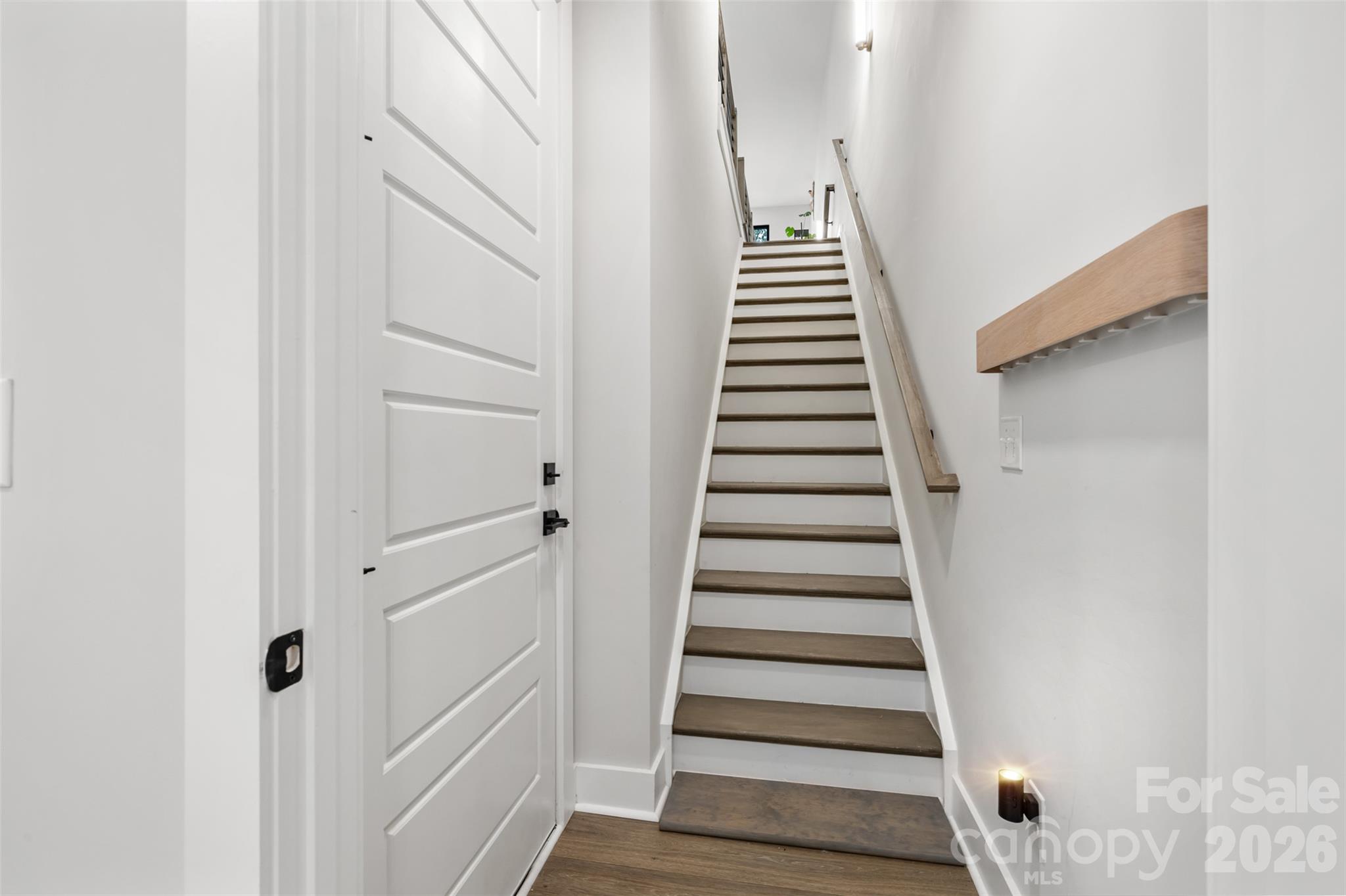 Townhouse at 3449 Byrnes Street, Charlotte, photo 5 of 39
