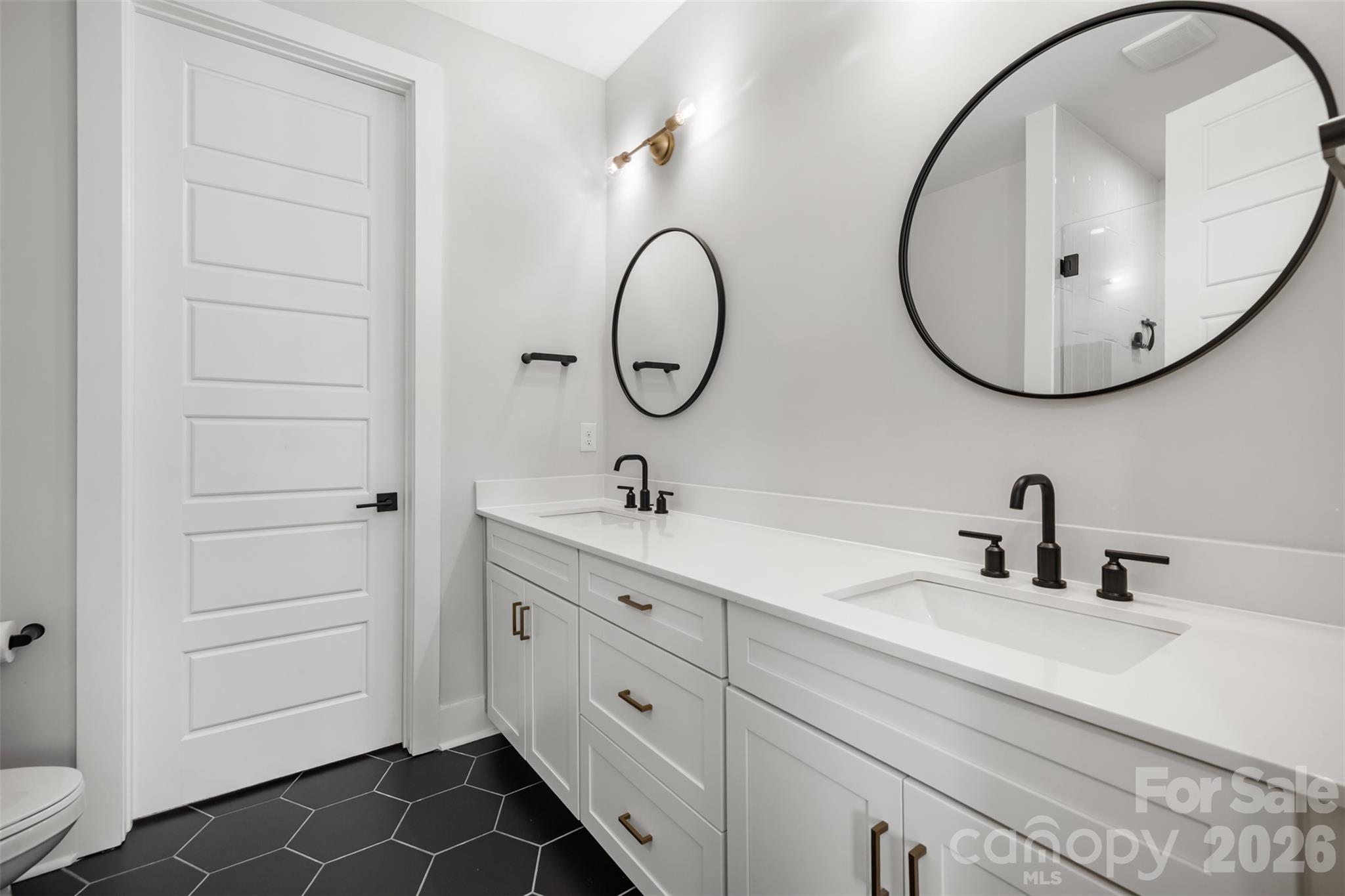 Townhouse at 3449 Byrnes Street, Charlotte, photo 14 of 39