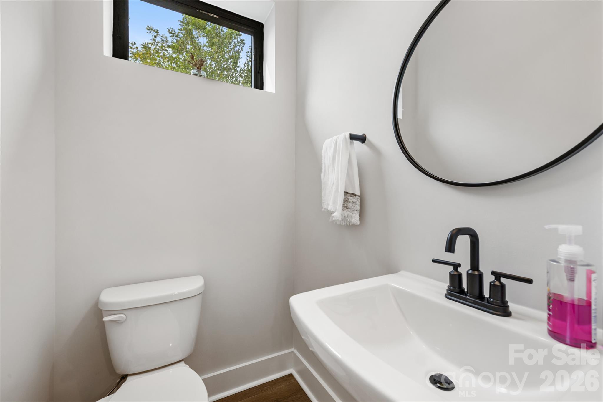 Townhouse at 3449 Byrnes Street, Charlotte, photo 19 of 39