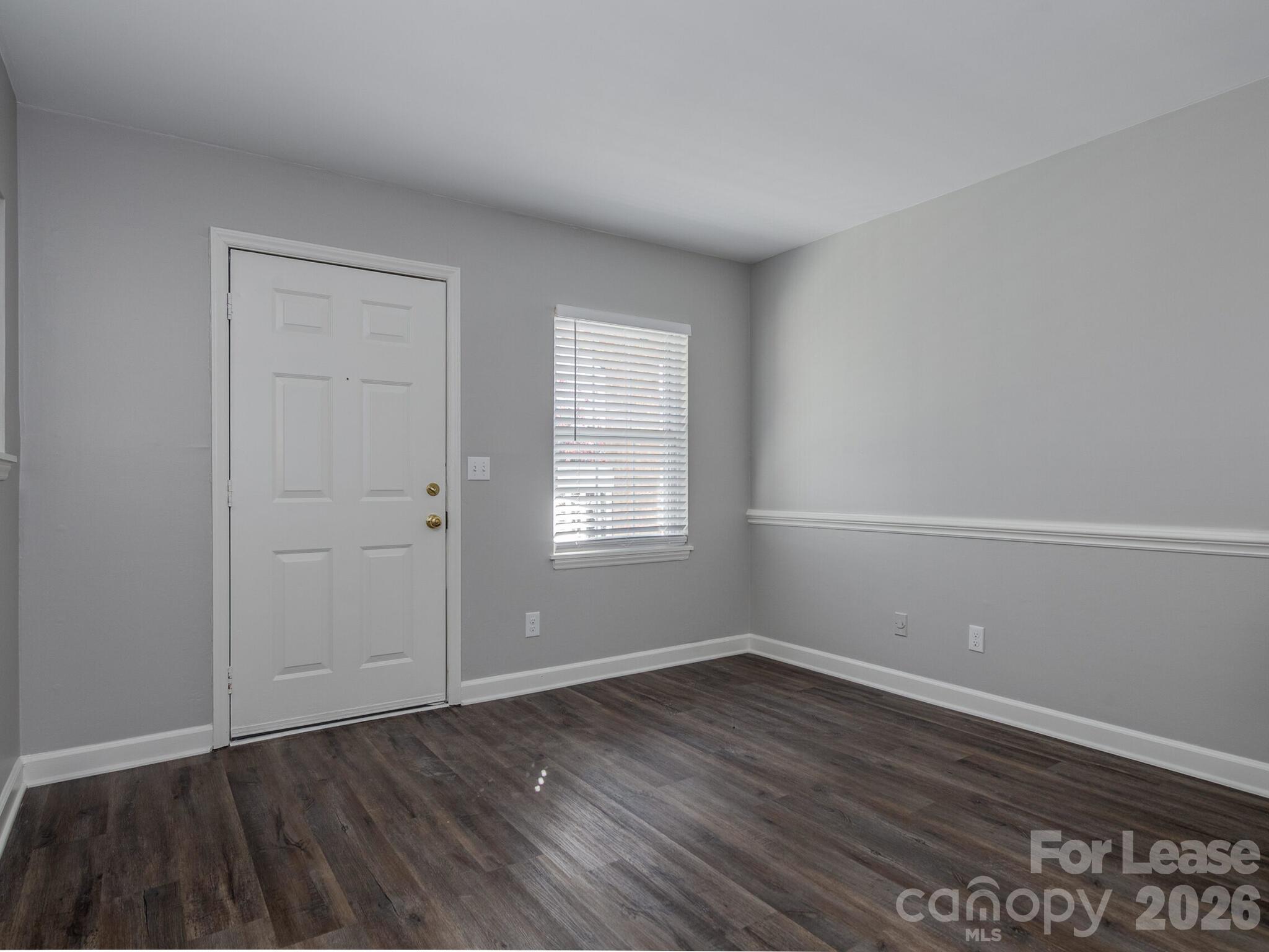 Apartment at 406 W 9th Street, Charlotte, photo 3 of 16
