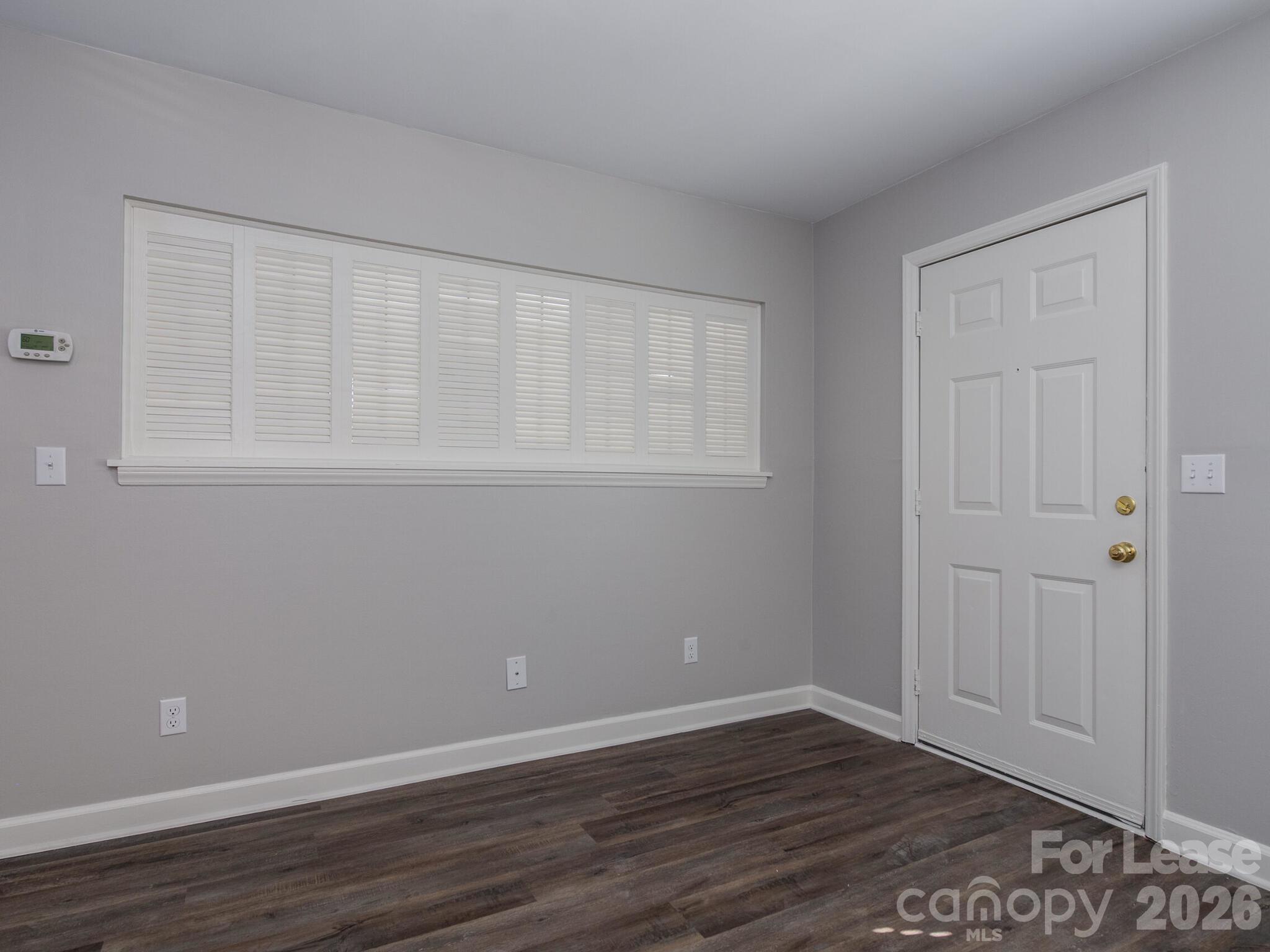 Apartment at 406 W 9th Street, Charlotte, photo 7 of 16