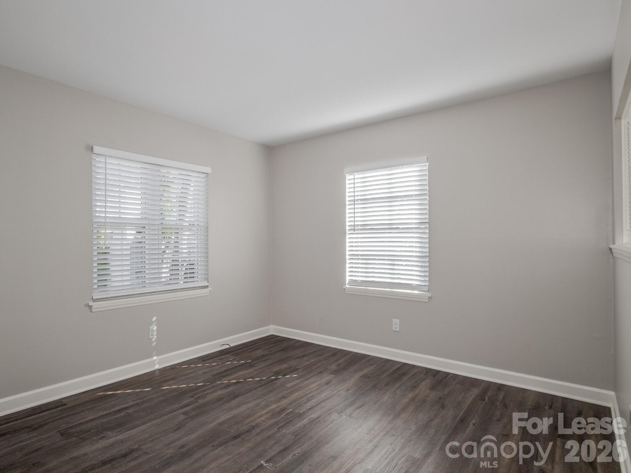 Apartment at 406 W 9th Street, Charlotte, photo 9 of 16