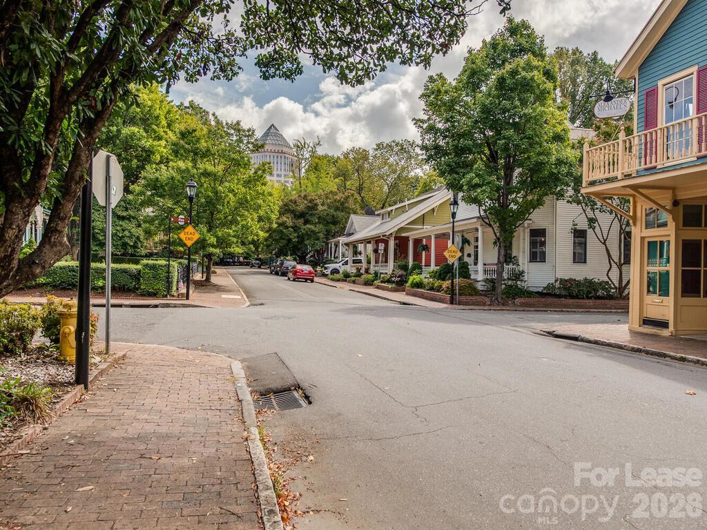 Apartment at 406 W 9th Street, Charlotte, photo 16 of 16