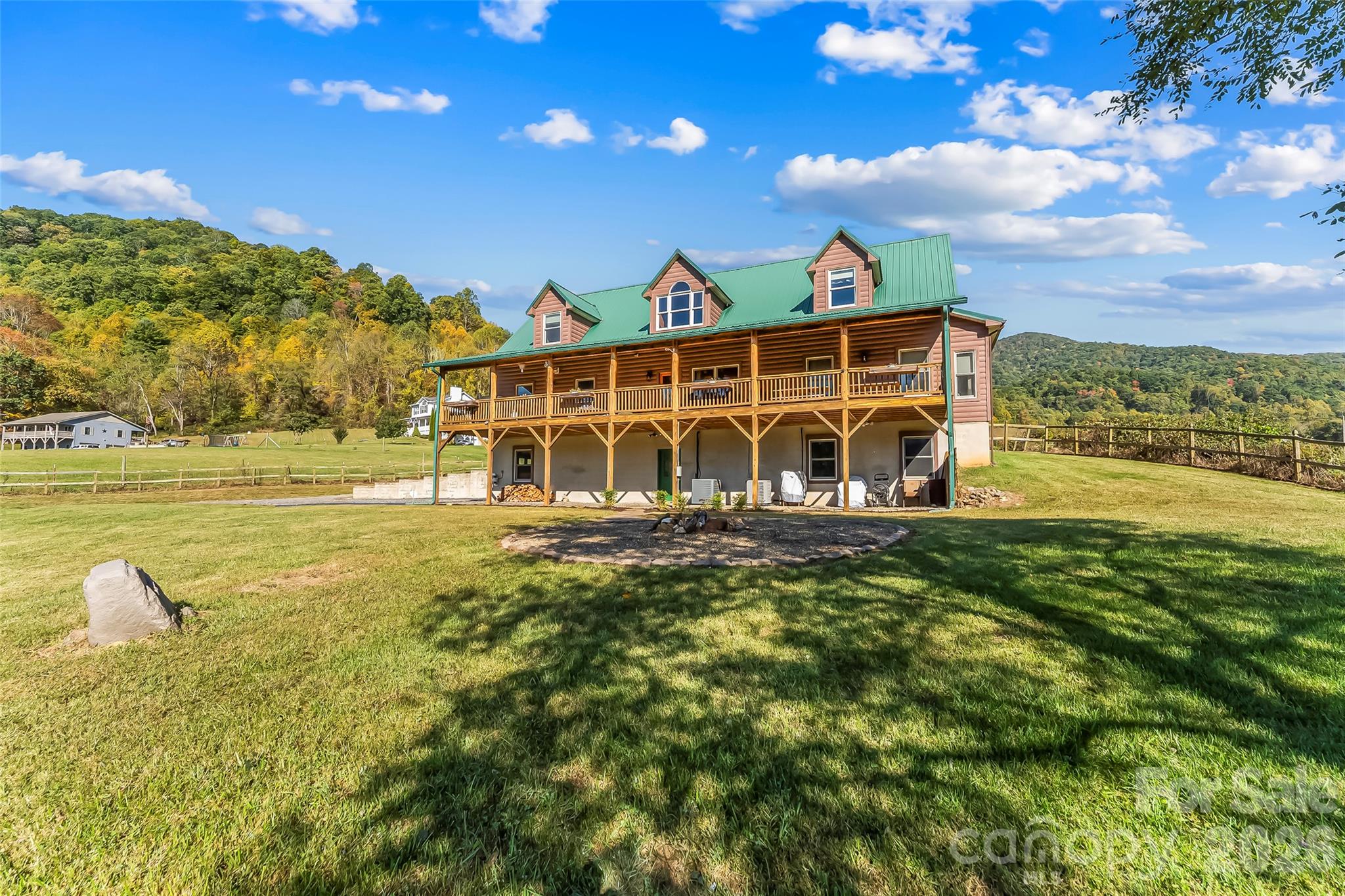 Single Family Residence at 101 Trinity Drive, Clyde, photo 36 of 47