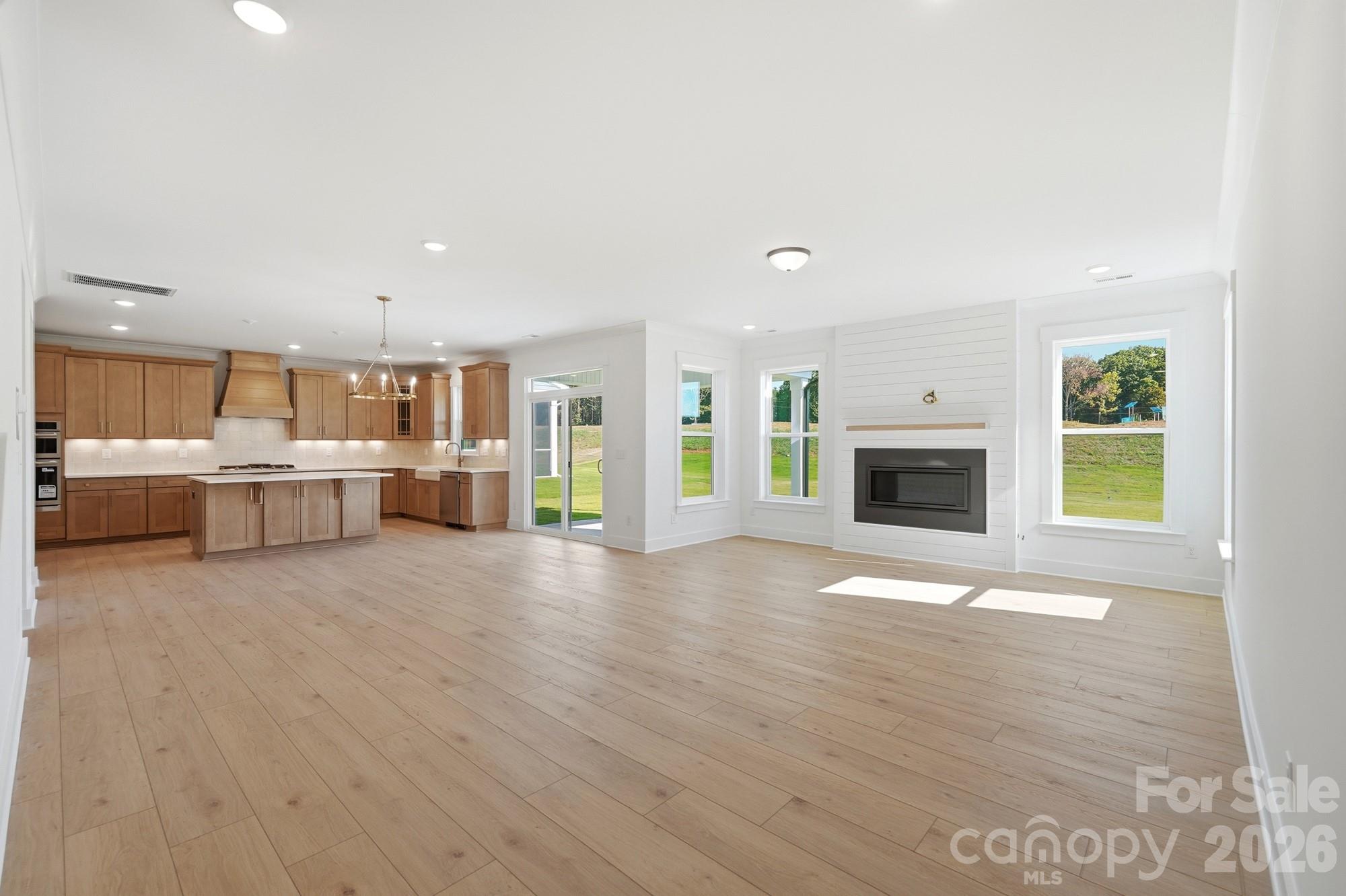 Family Room - 4475 Blue Mound Court, Stanley