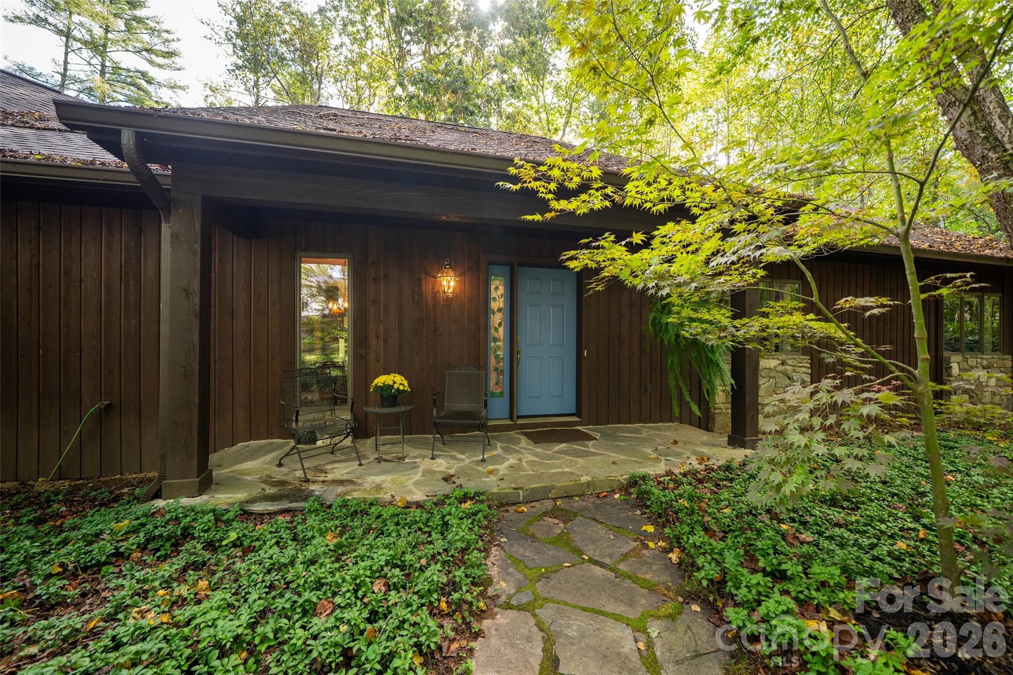 2 Dogwood Lane